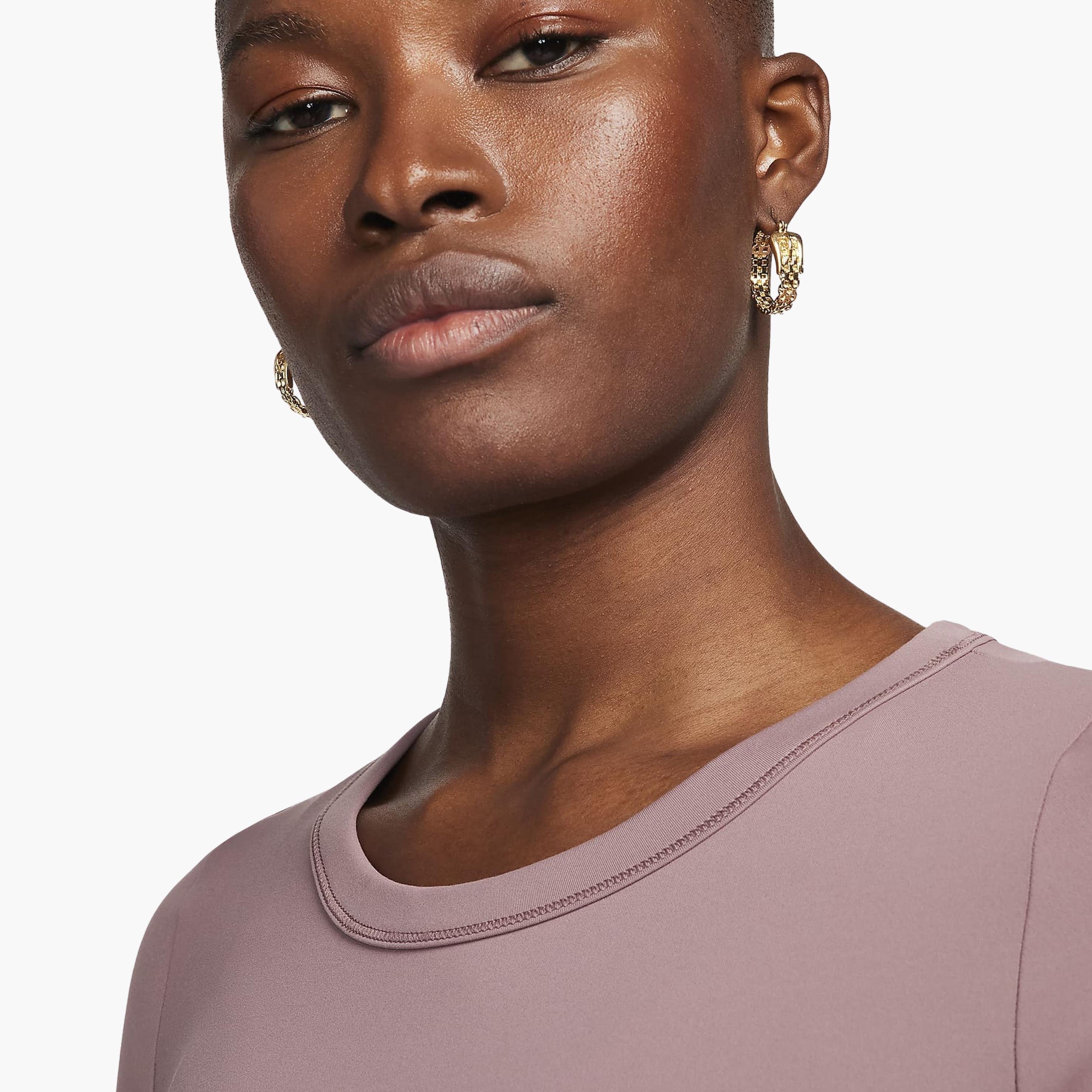 Nike Dri-FIT Kısa Kollu Crop T-shirt