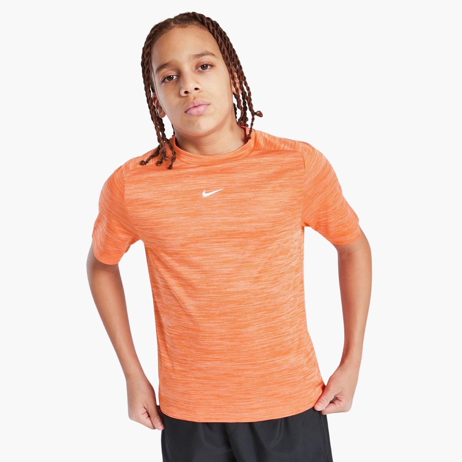 Nike Dri-FIT Multi Genç Çocuk Tişört