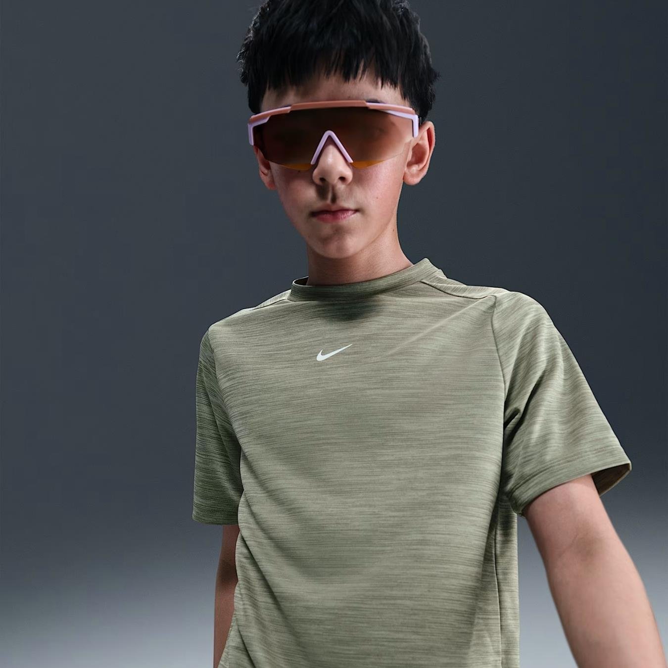 Nike Dri-FIT Multi Genç Çocuk Tişört - Açık Yeşil