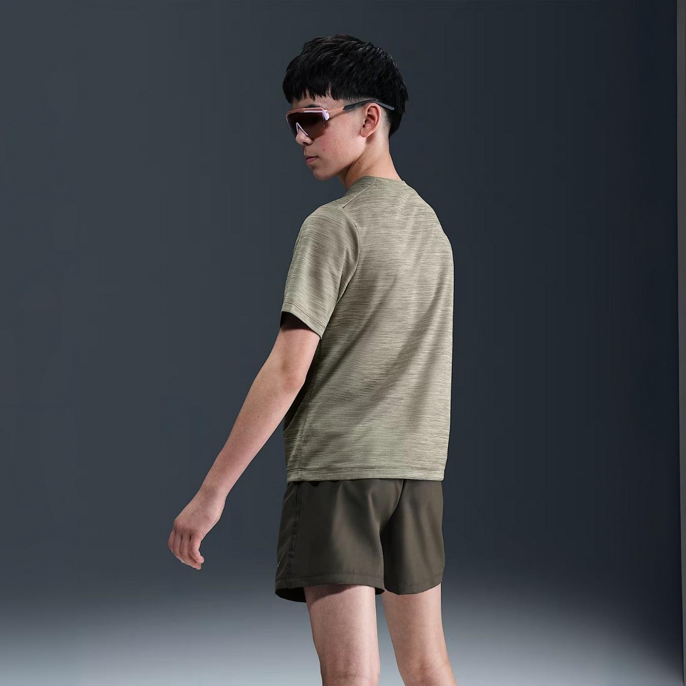 Nike Dri-FIT Multi Genç Çocuk Tişört - Açık Yeşil