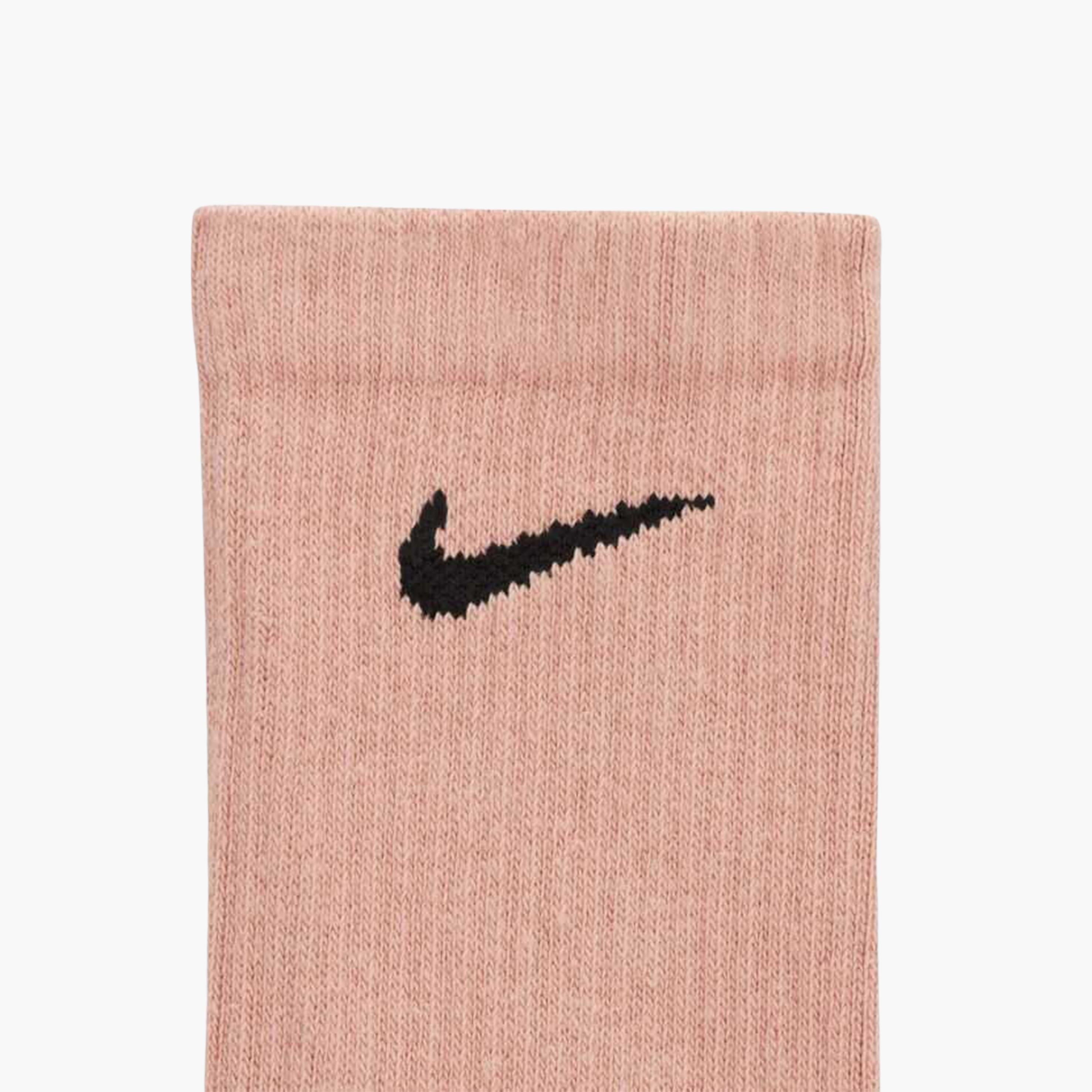 Nike Everyday Plus Cushioned Crew Antrenman Çorabı 3'lü