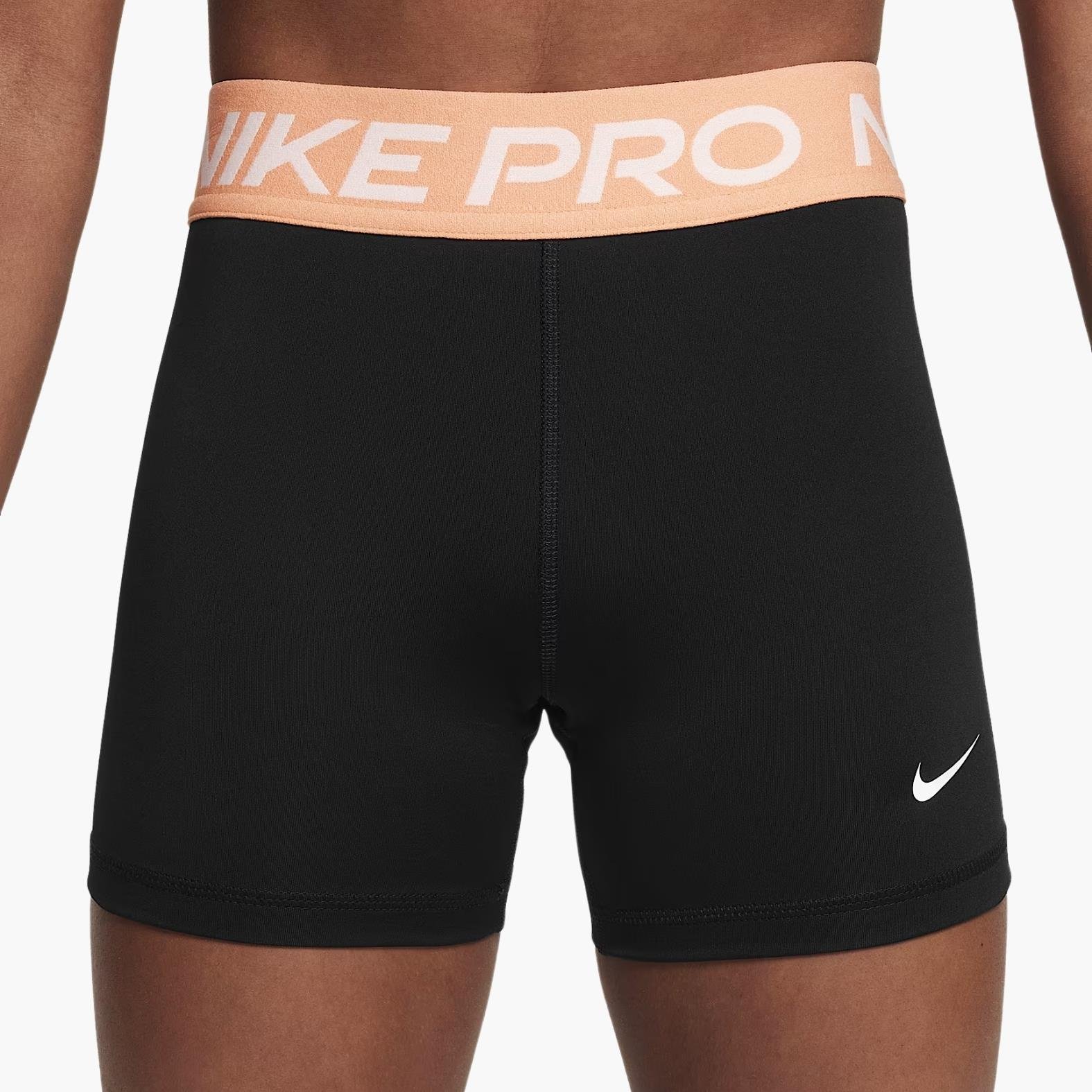 Nike Pro Dri-FIT 3'ü 1 Arada 8 cm Genç Kız Şortu - Siyah