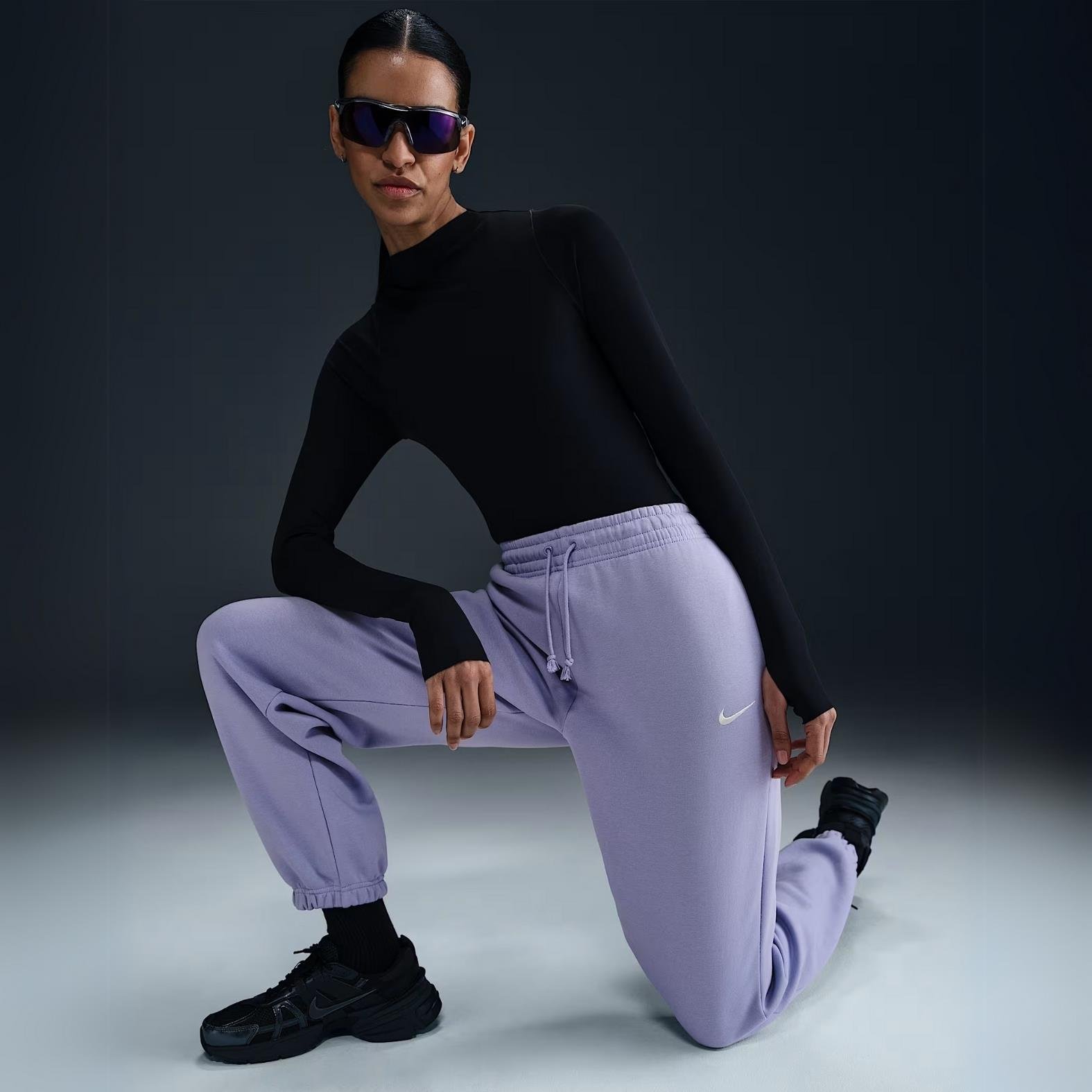 Nike Sportswear Phoenix Yüksek Belli Bol Kesim Eşofman Altı - Lila