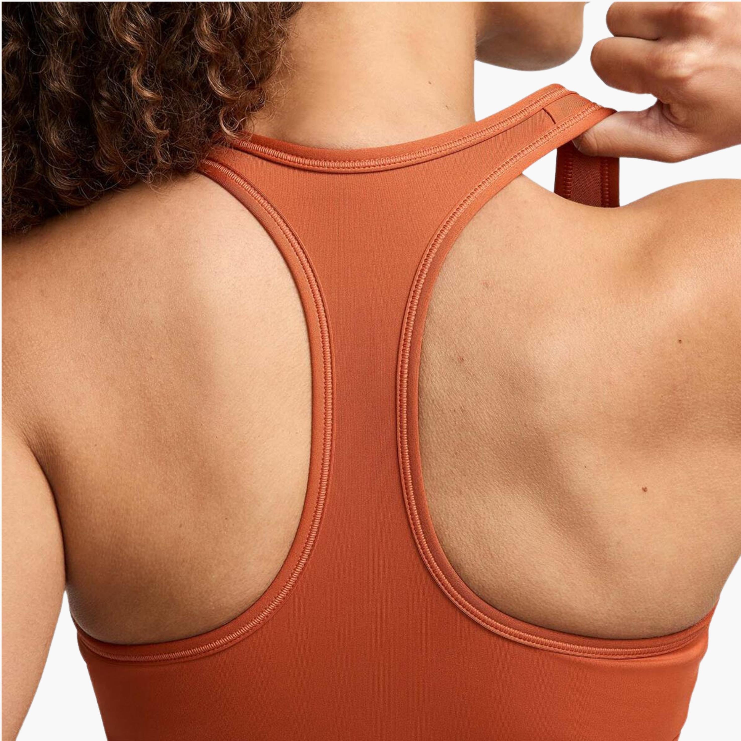 Nike Swoosh Medium Support Dolgulu Spor Sütyeni