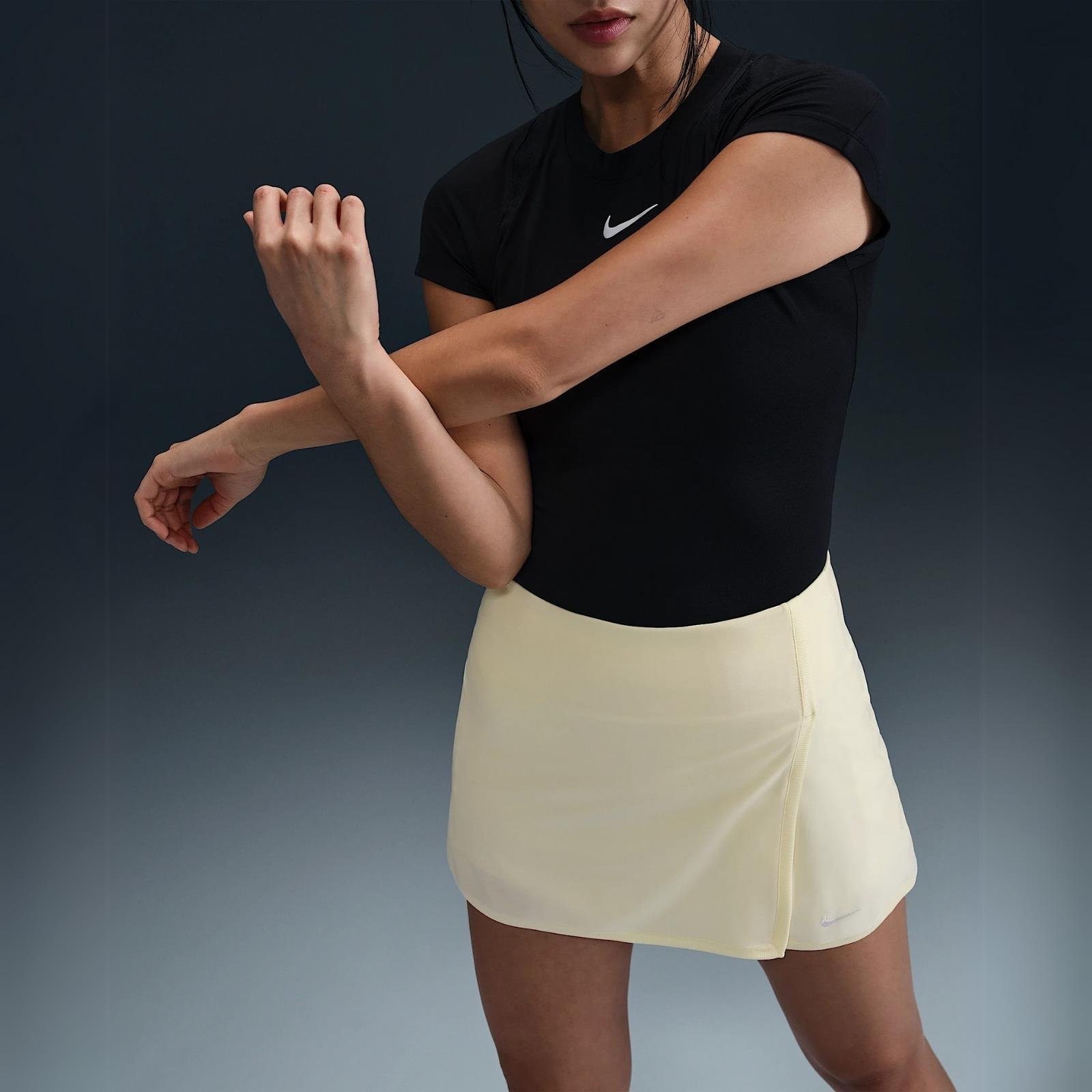 Nike Victory Dri-FIT Düz Tenis Eteği - Sarı