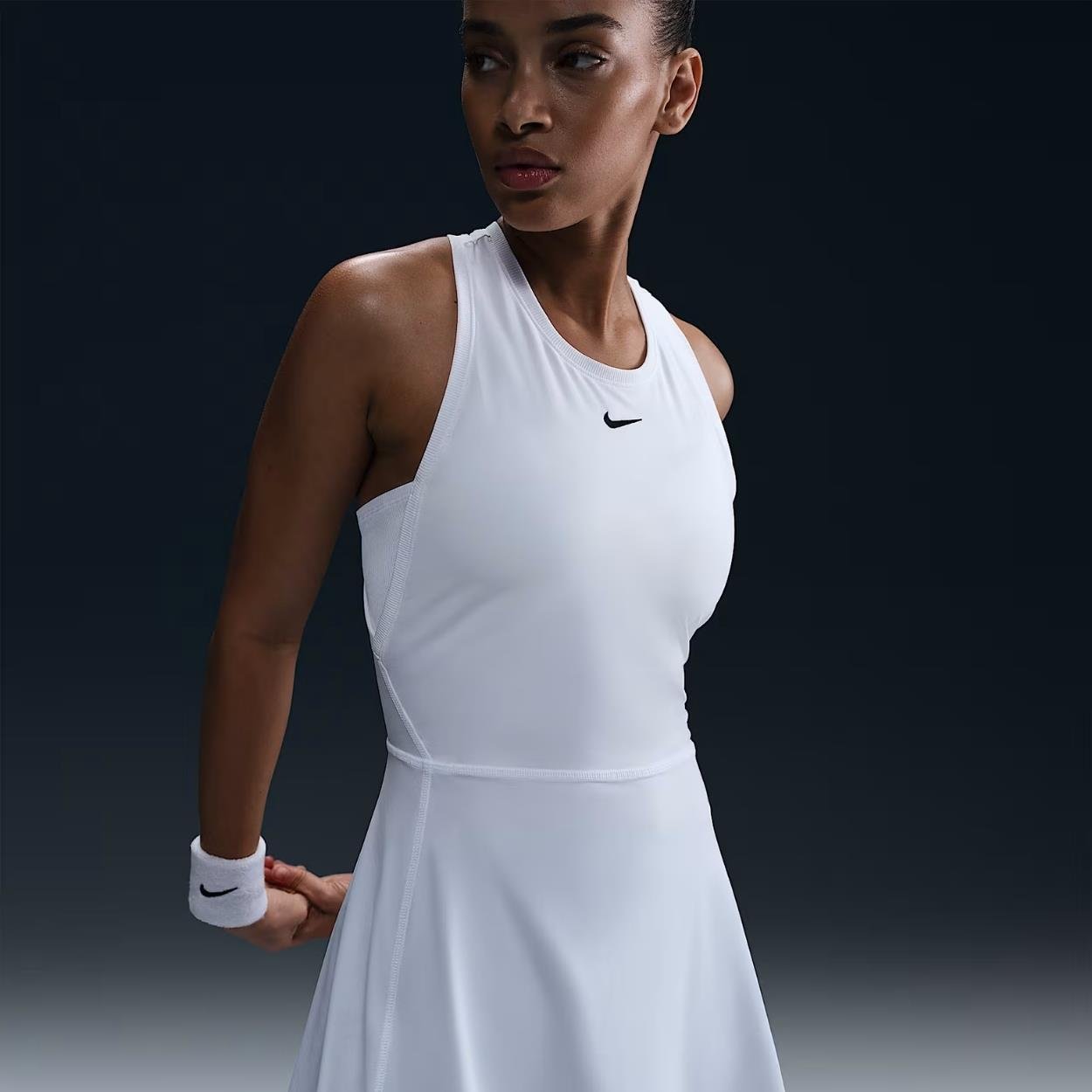 Nike Victory Dri-FIT Kadın Tenis Elbisesi - Beyaz