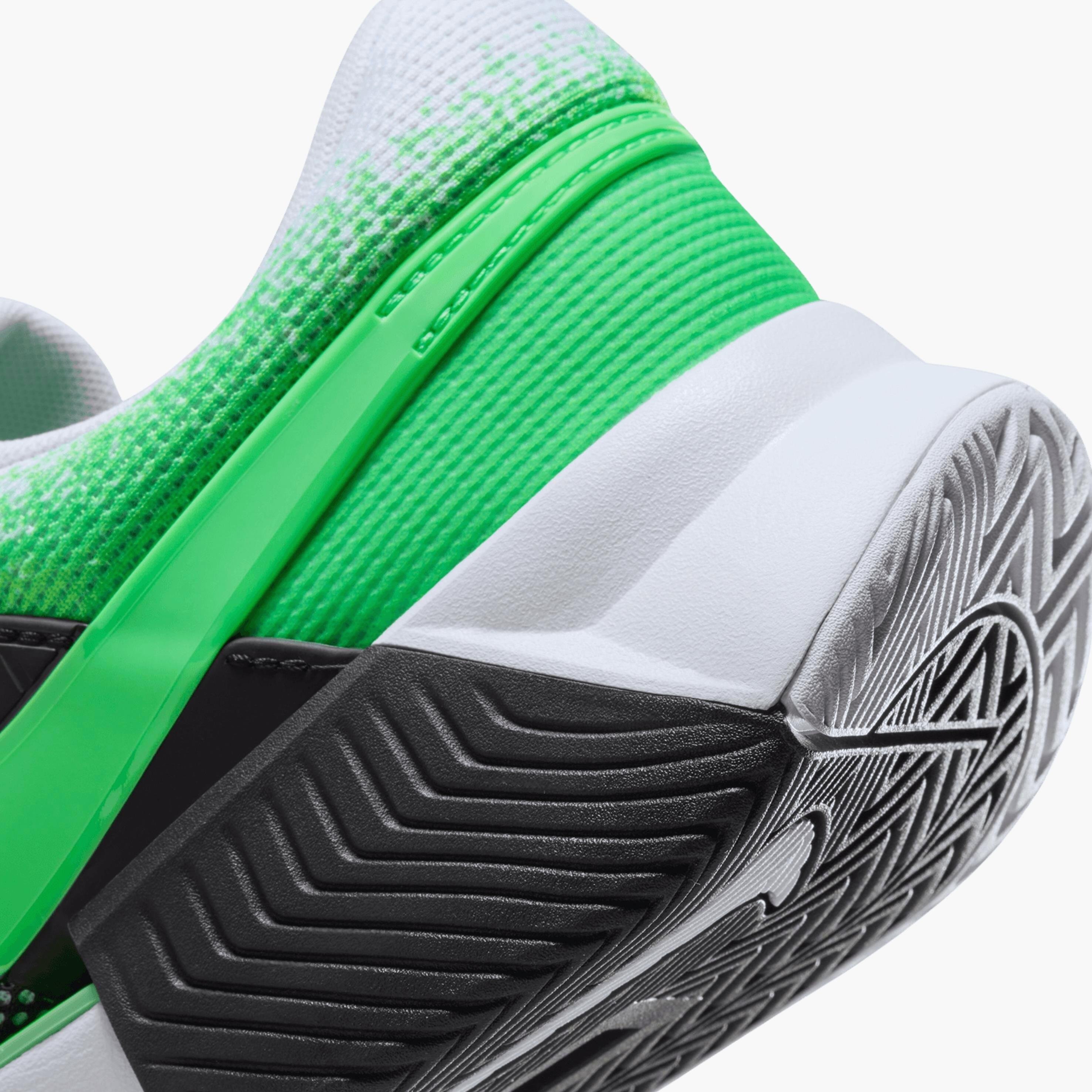 Nike Zoom GP Challenge 1 Sert Kort Tenis Ayakkabısı