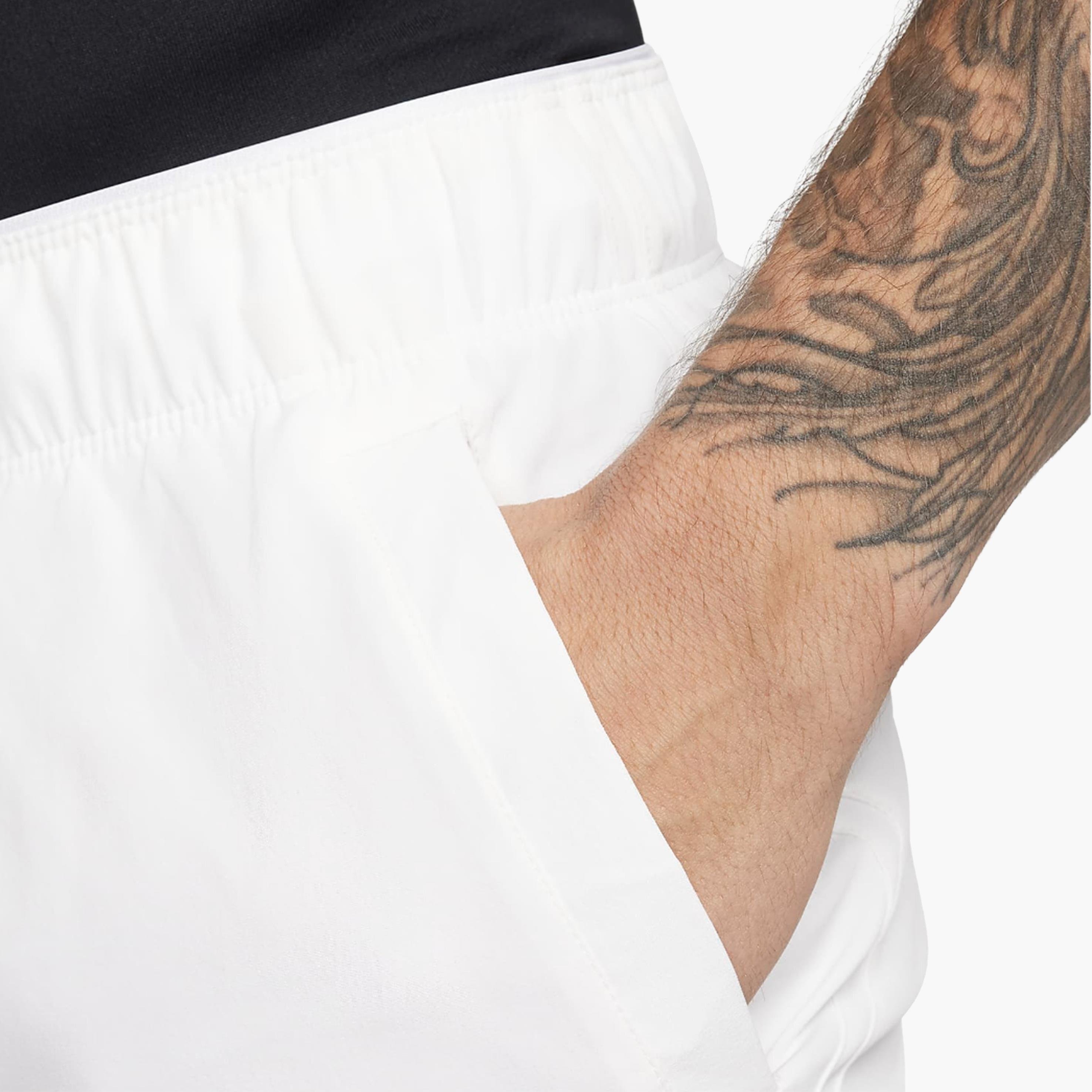 NikeCourt Advantage Dri-FIT 18 cm Tenis Şortu