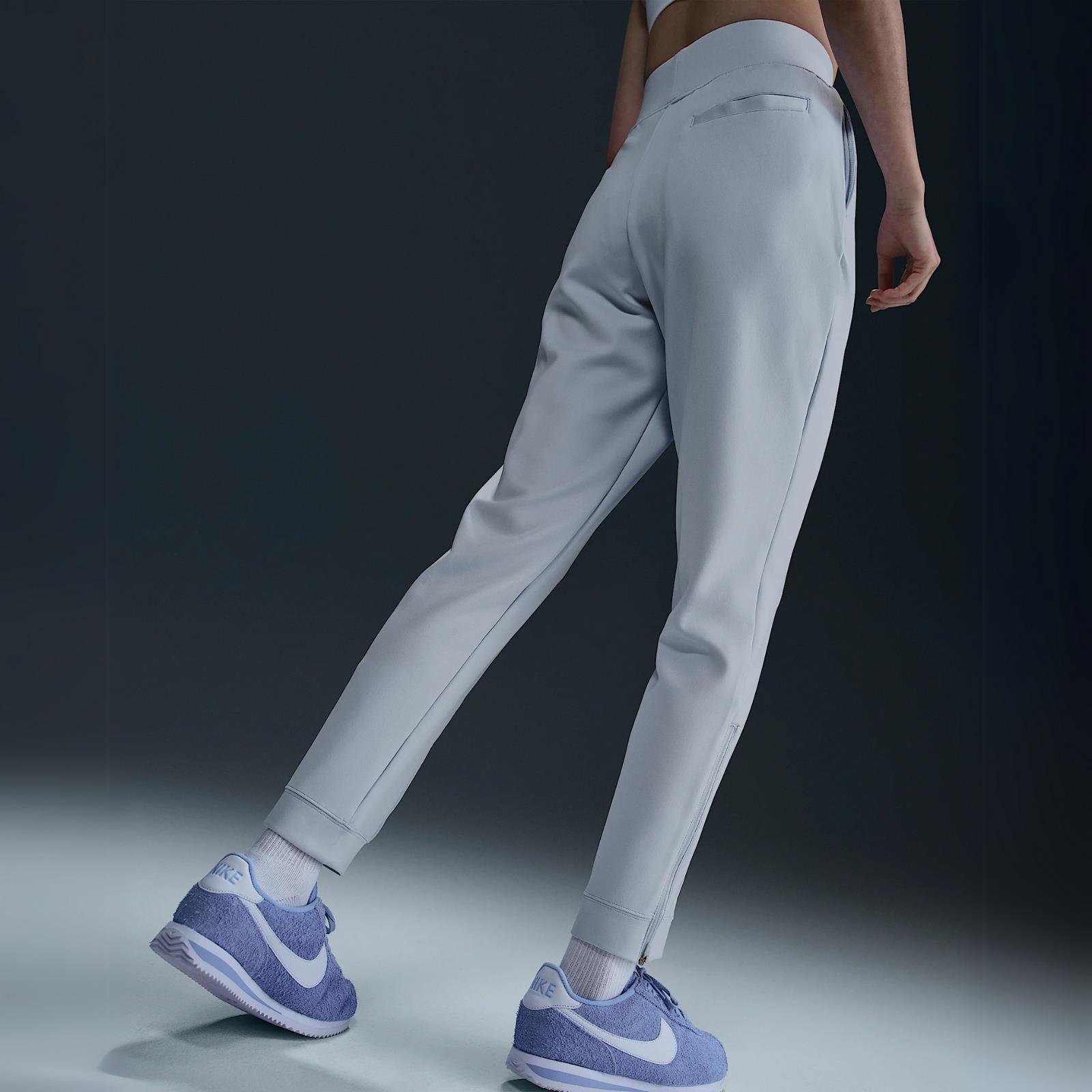 NikeCourt Dri-Fit Kadın Eşofman Altı