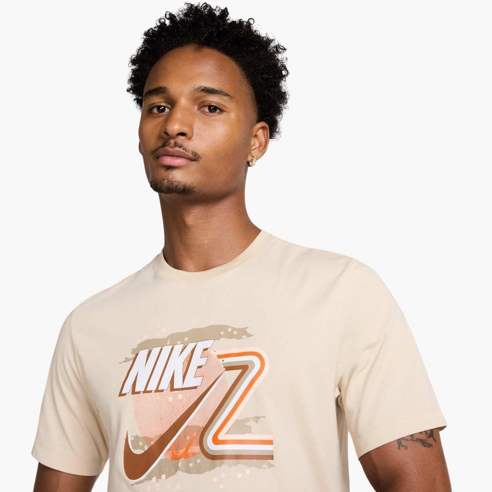 NikeCourt Dri-FIT OZ Grafik T-Shirt