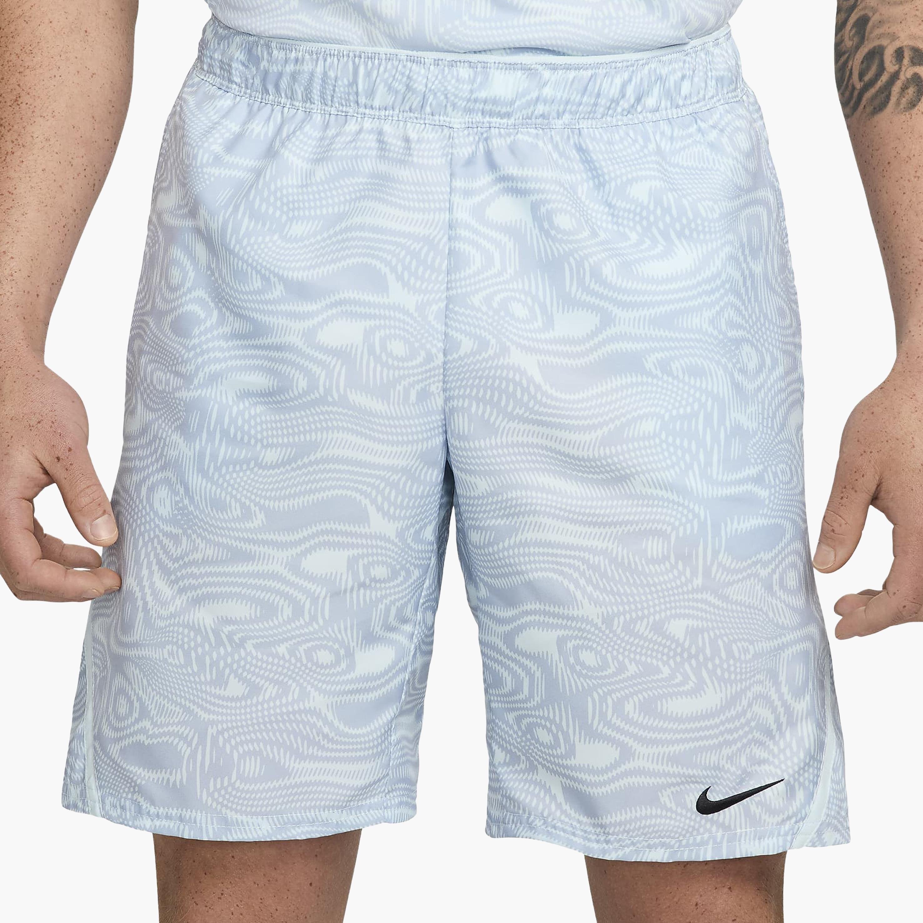 NikeCourt Graphic Victory 23 cm Tenis Şortu