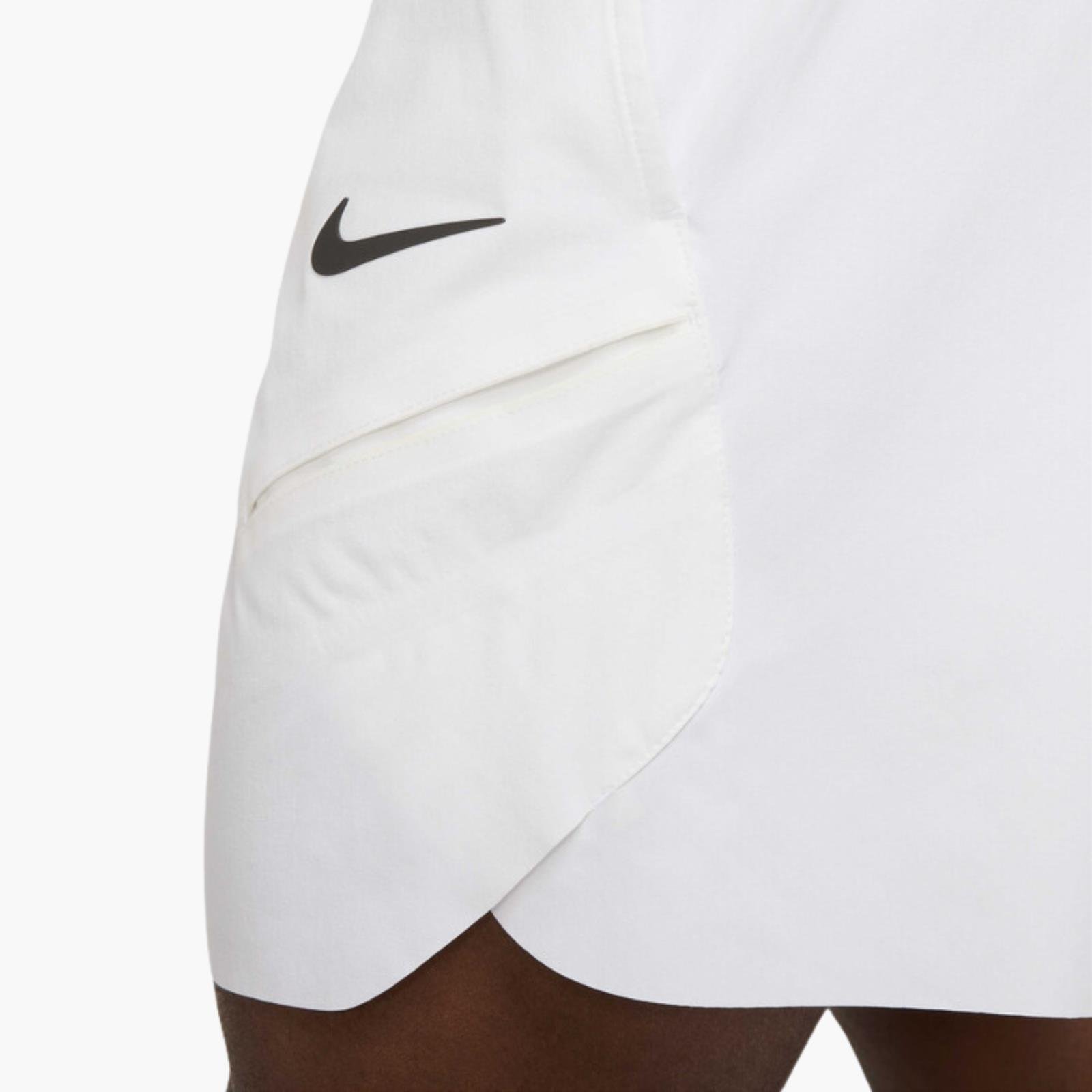 NikeCourt Slam Dri-FIT 15 cm Tenis Şortu
