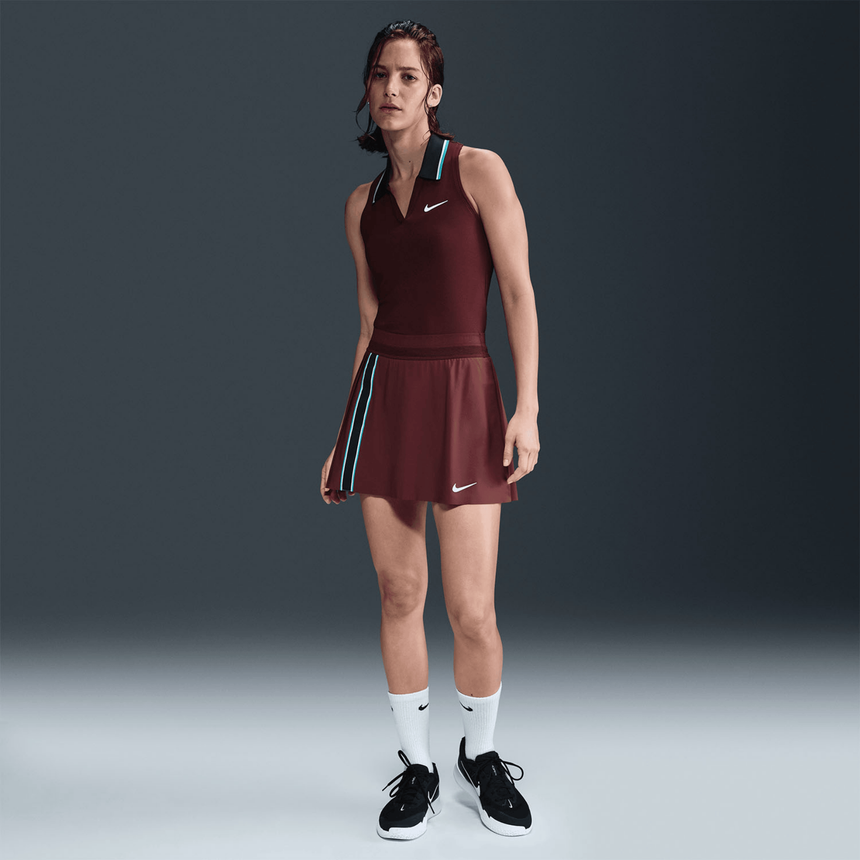 NikeCourt Slam Kadın Dri-FIT Tenis Atleti