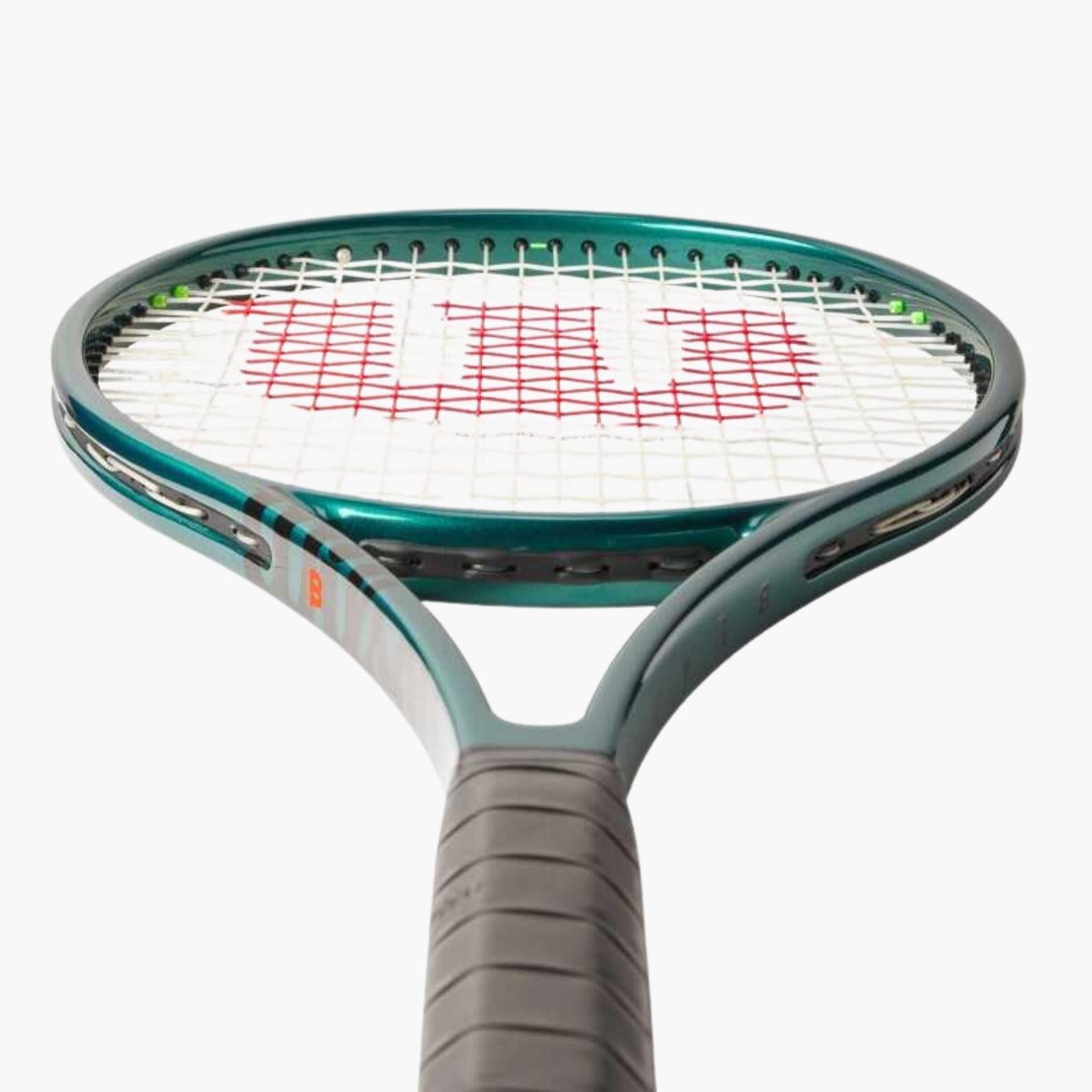 Wilson Blade Pro 98 v9 18X20 305 Gr