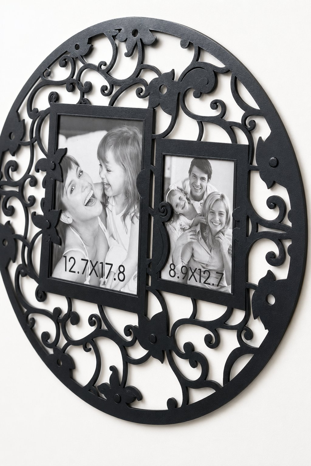 Dekoratif Siyah Oval Duvar Yapışkanlı Fotoğraf Çerçevesi  Büyük foto 12,7 x 17,8 cm • Küçük foto 8,9 x 12,7cm