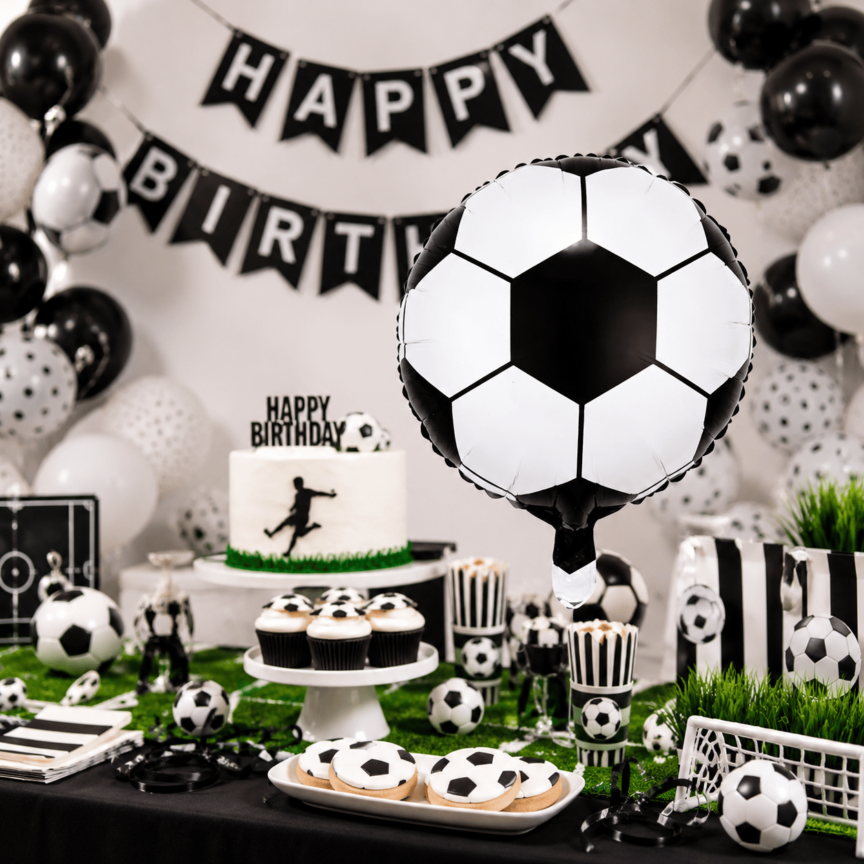 Folyo Balon Futbol Topu Siyah-Beyazı 18'' 45cm beşiktaş