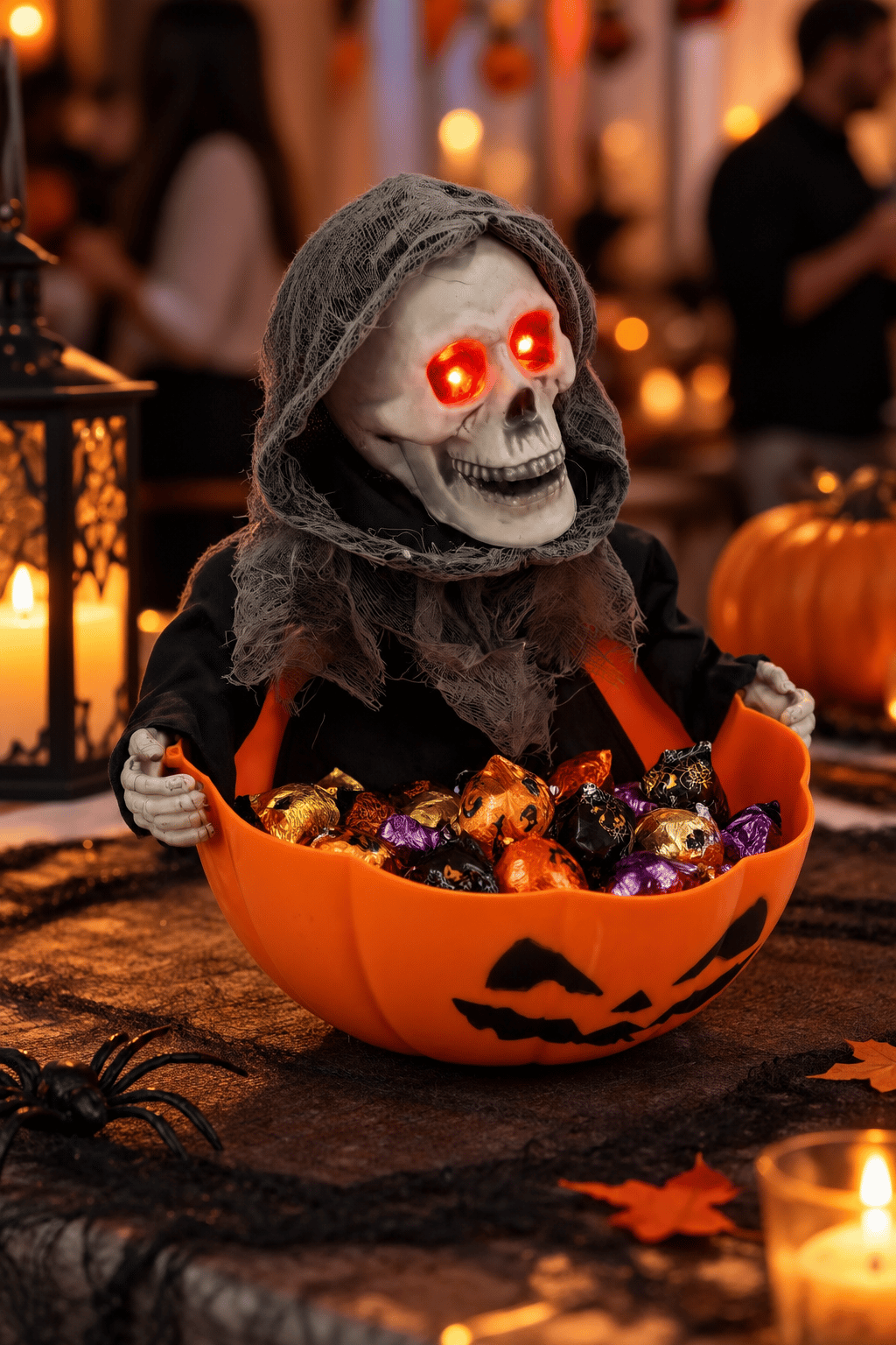 Halloween 28CM  Kafa Sallayan Sesli Kuru Kafa Şekerlik