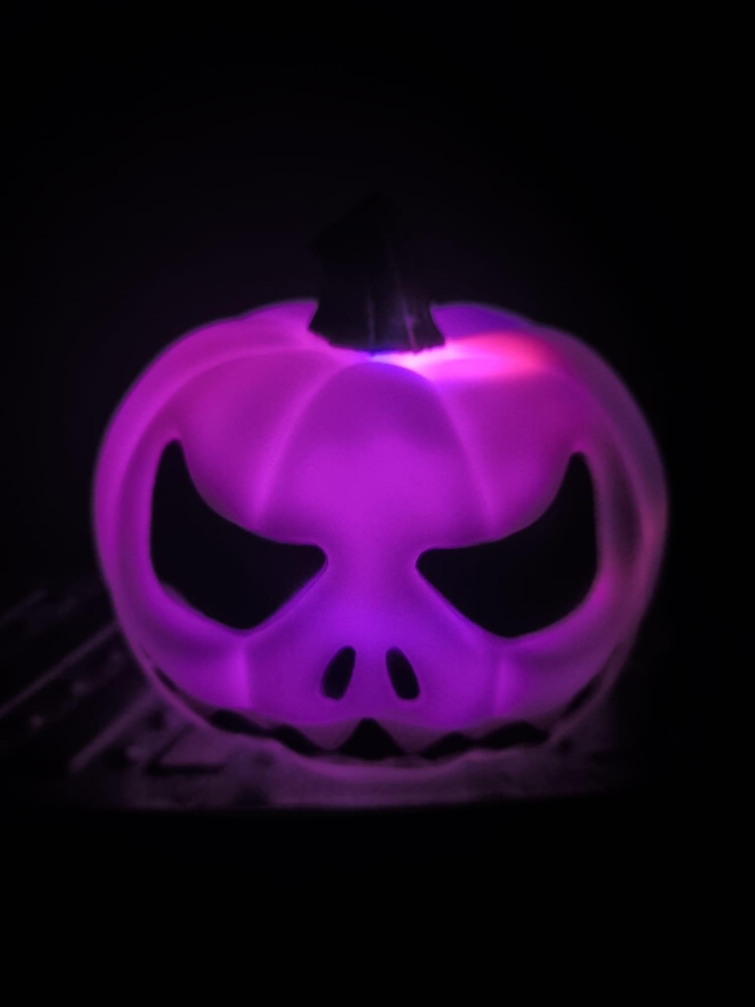 Halloween Cadılar Bayramı Işıklı Balkabağı Beyaz10x8cm Korku Aksesuarı Pilli