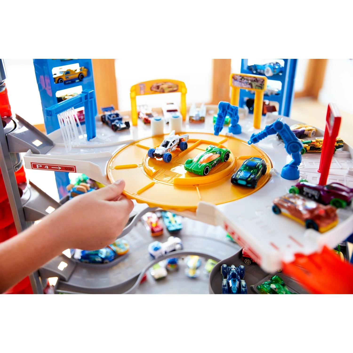 Hot Wheels Mega Garaj Dev Kule FML03