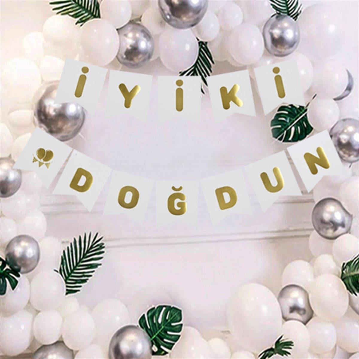 İyiki Doğdun Banner Beyaz renk üstüne Gold altın Varaklı yazı, Karton Doğum Günü Yazısı Flama