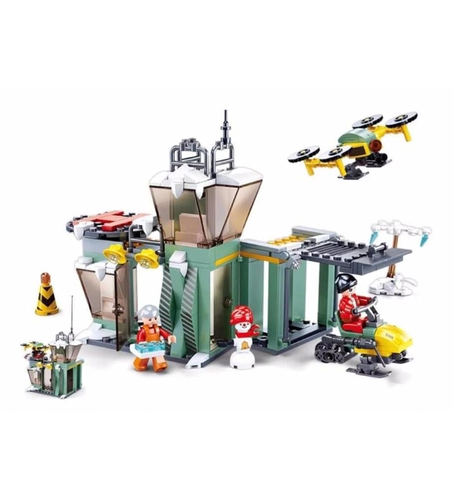 Lego 251 Parça Sluban Town Kurtarma Timi  