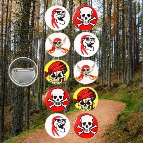 Lisanslı Yaka çanta metal rozeti Korsan Temalı 10 lu paket Pinyata İçi Doğum Günü Hediyesi-Hallowen Cadılar Bayramı