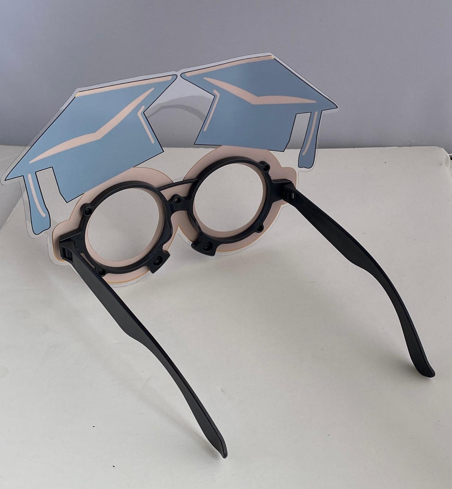 Mezuniyet Parti Gözlüğü Pvc den gold siyah çift kepli model