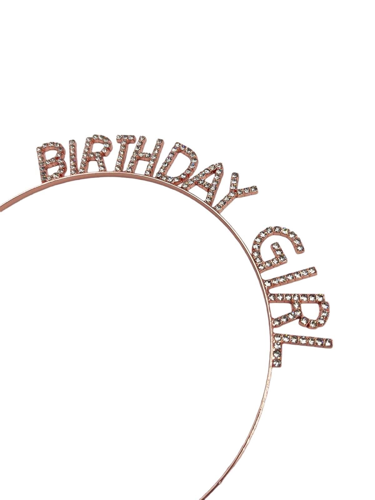 Taç Metal Taşlı Birthday Girl yazılı  Rose Gold renkli lüks doğum günü tacı