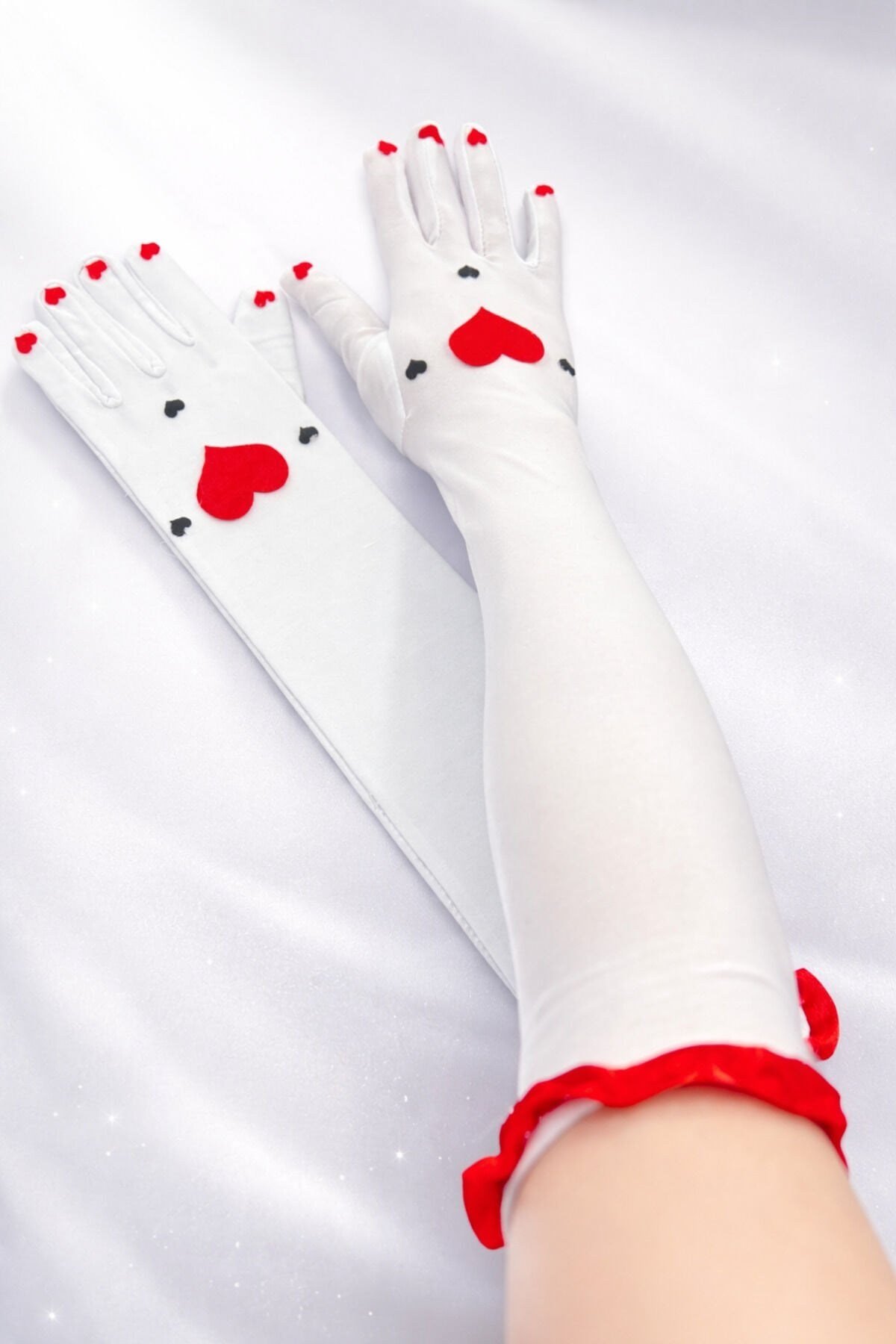 Uzun Parti Eldiveni Beyaz Kırmızı Kalp Desenli kostüm yılbaşı halloween bride