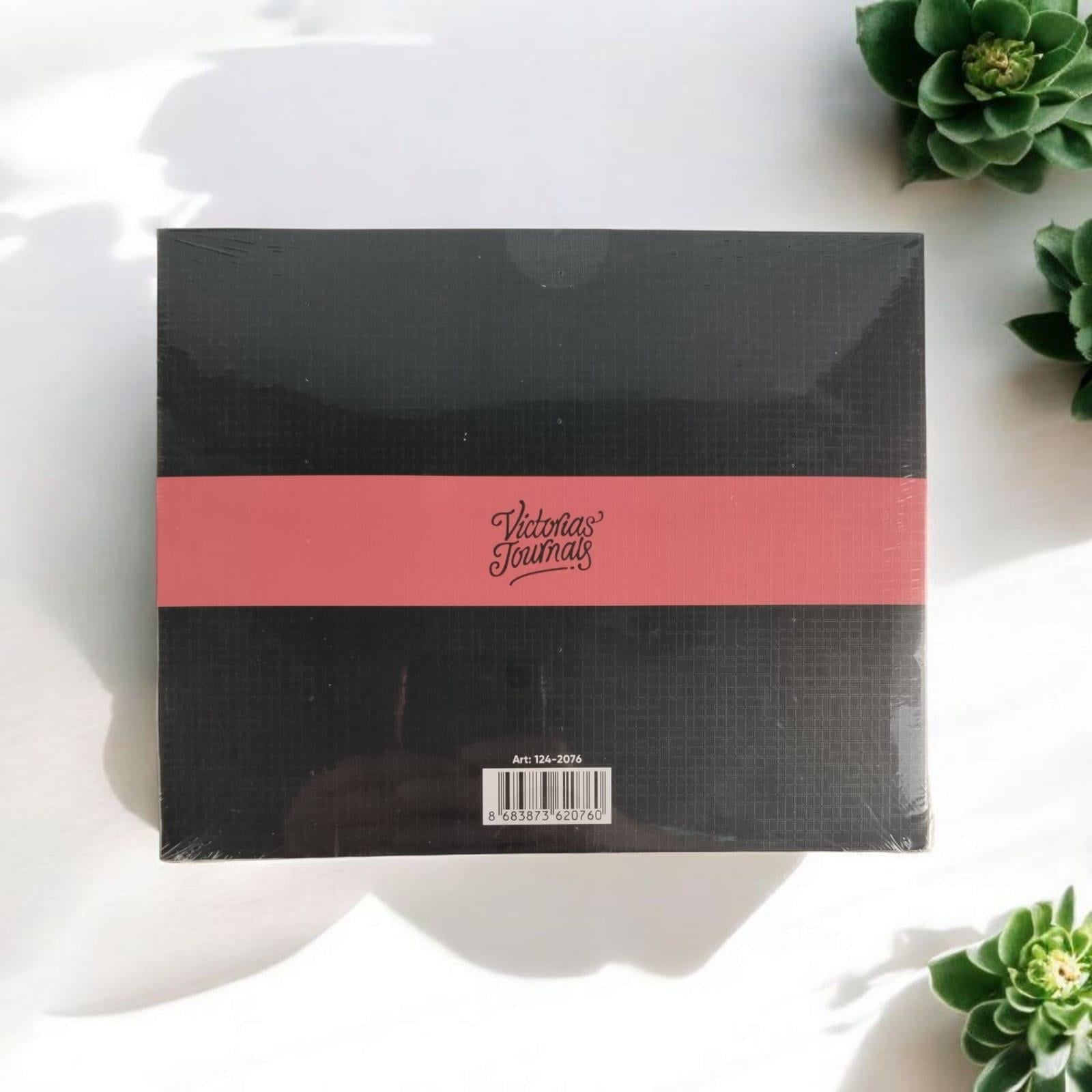 Victoria's Journals Hediye seti13*18 128 sayfa defter + ayna+ tüken. kalem ve 4 lü post it seti siyah zemin çiçek desenli
