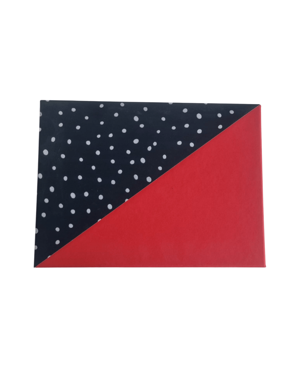Yılbaşı Hediyelik Lüks Karton Kutu Cebli Dikdörtgen 19x26x11cm Kırmızı-Siyah Puantiyeli
