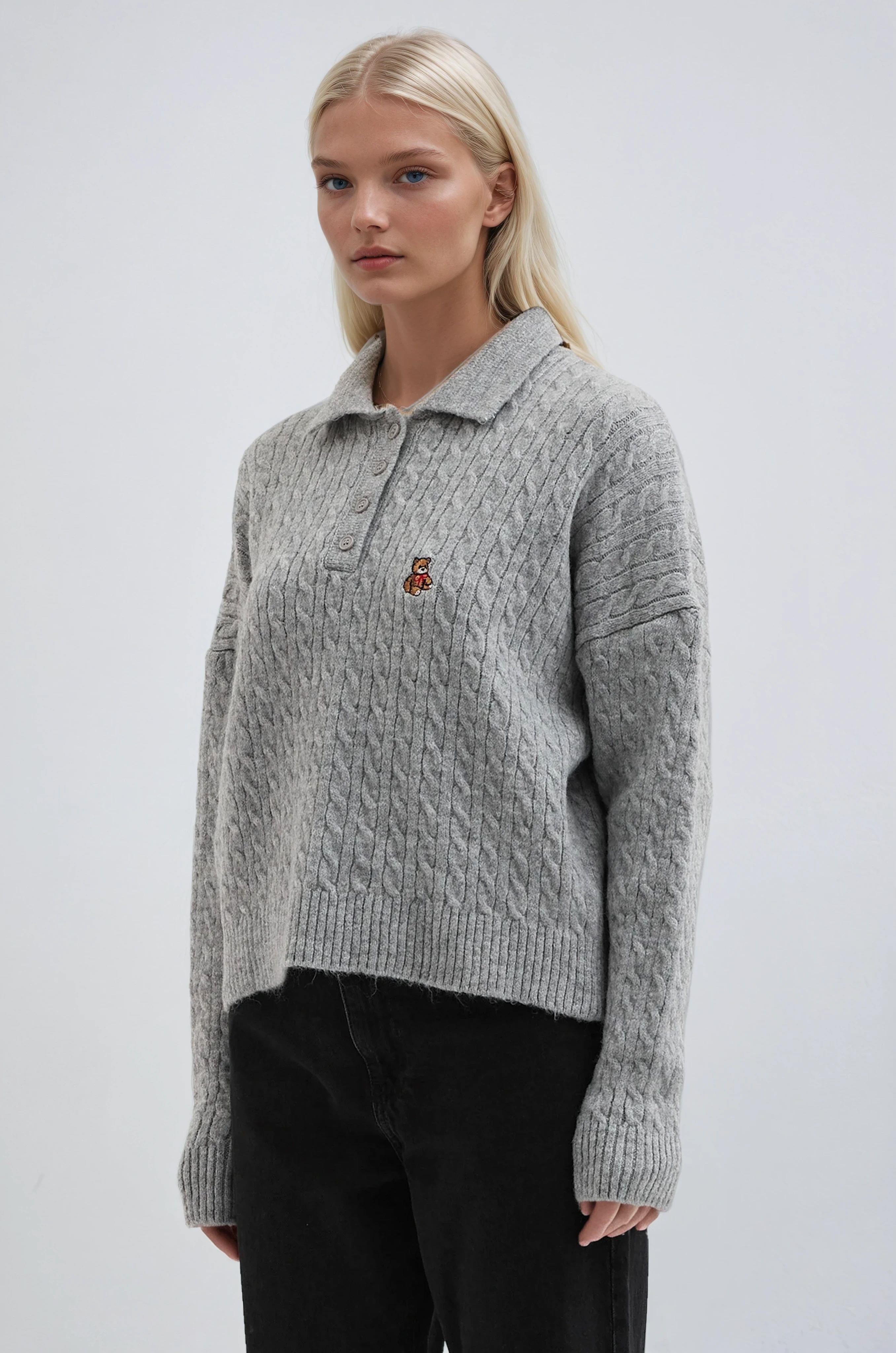 Ayıcık Nakışlı Polo Yaka Örme Triko Kazak 1388