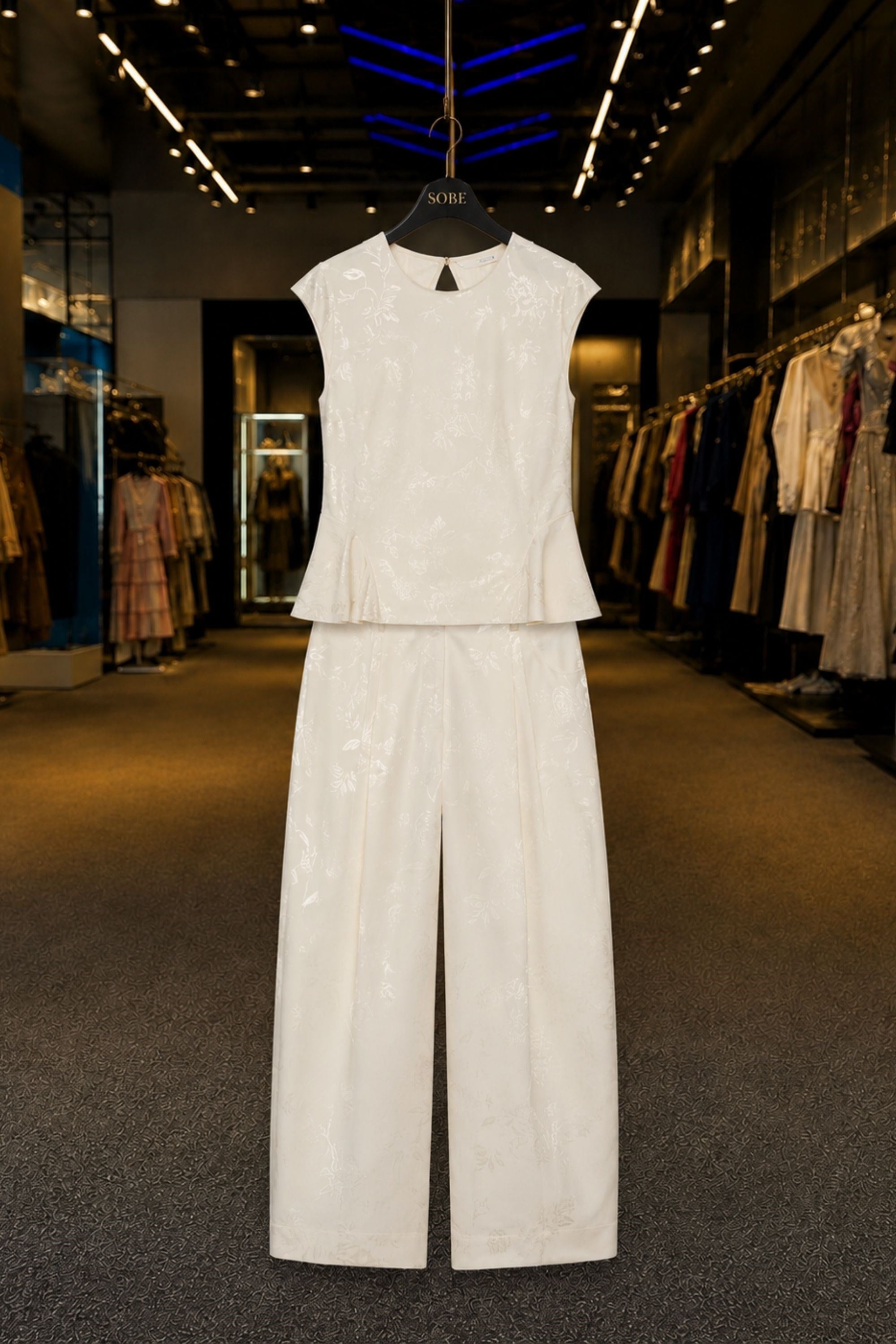 Jakarlı Kolsuz Peplum Bluz ve Bol Paça Pantolon Takım 10367
