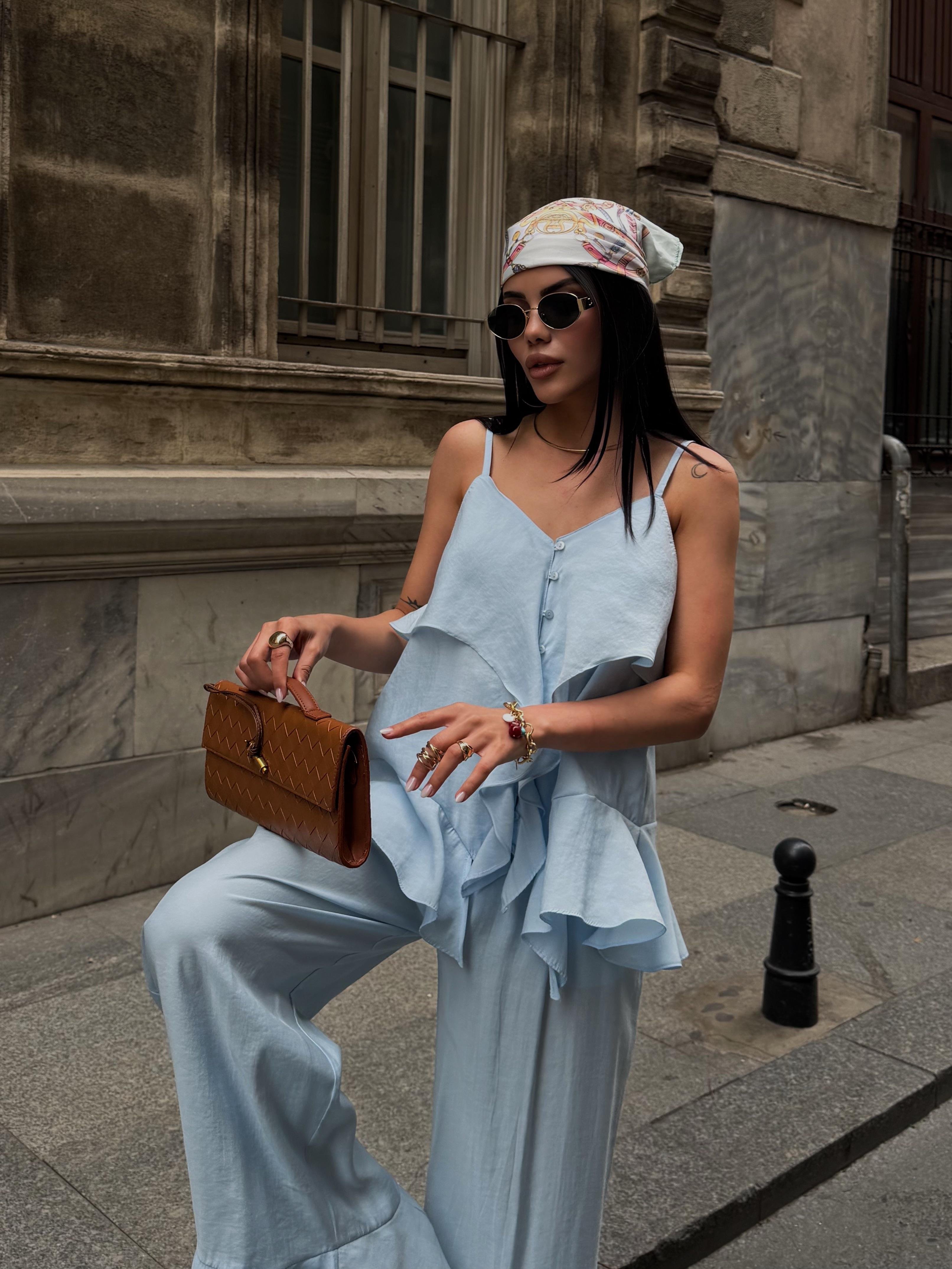 Volan Detaylı Askılı Bluz Geniş Paça Pantolon Takım 10343