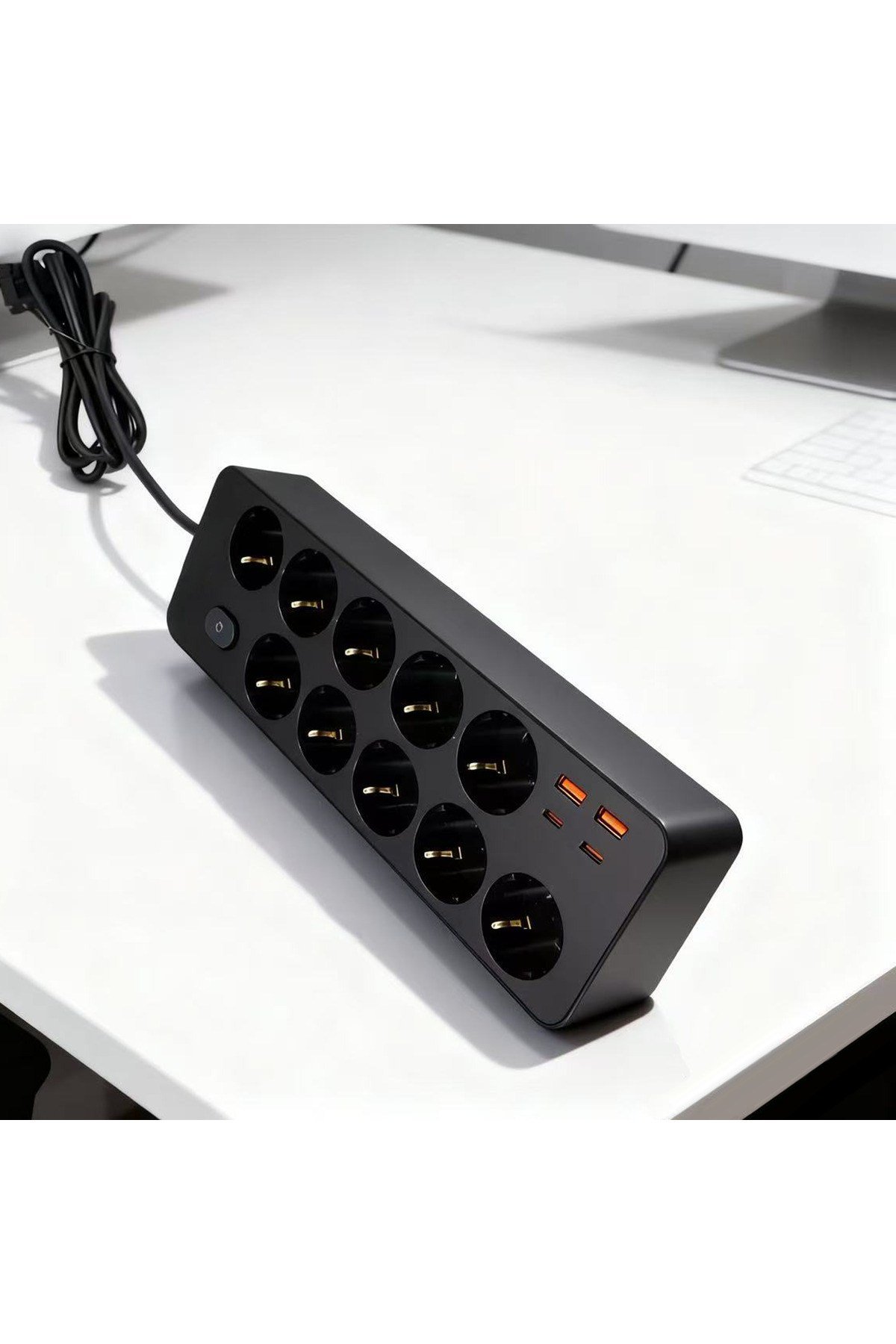 Topraklı 10'lu Çoklu Priz 2 USB-C 2 USB-A Çıkışlı 2500W Anahtarlı Uzatma Prizi