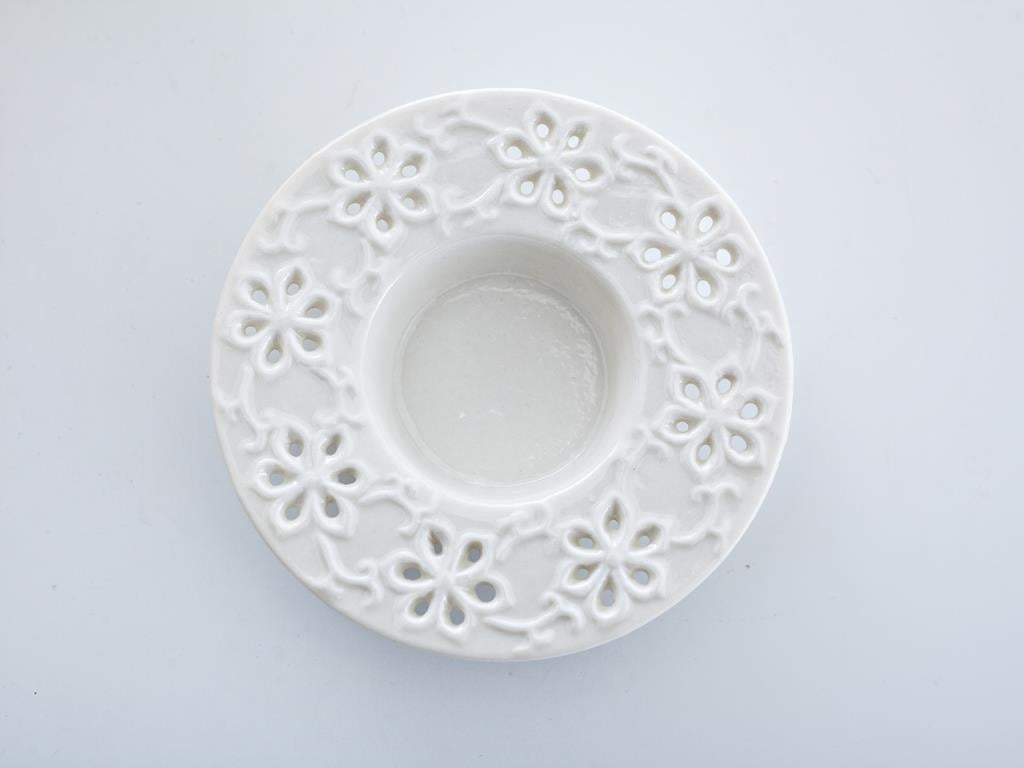 Andrea ЧИНИЯ Stoneware Cream.