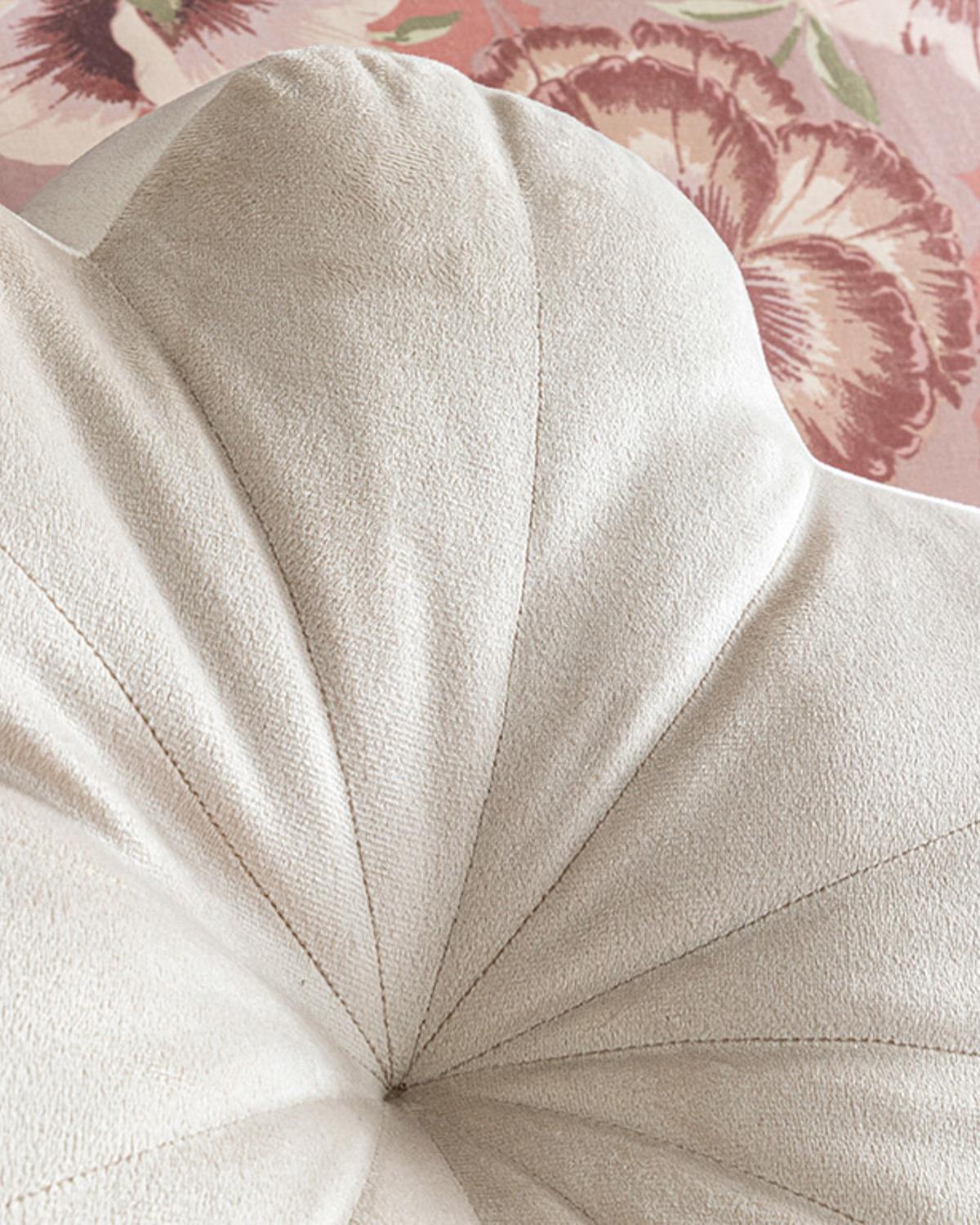 Bloom Декоративна Възглавница Кадифе 40 см Тъмнокремав