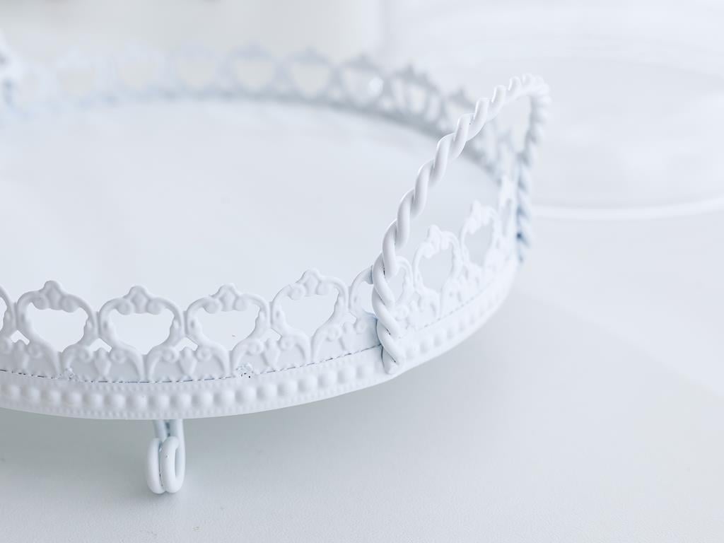 Carina ФАНУС ЗА КЕКС Ковано желязо White