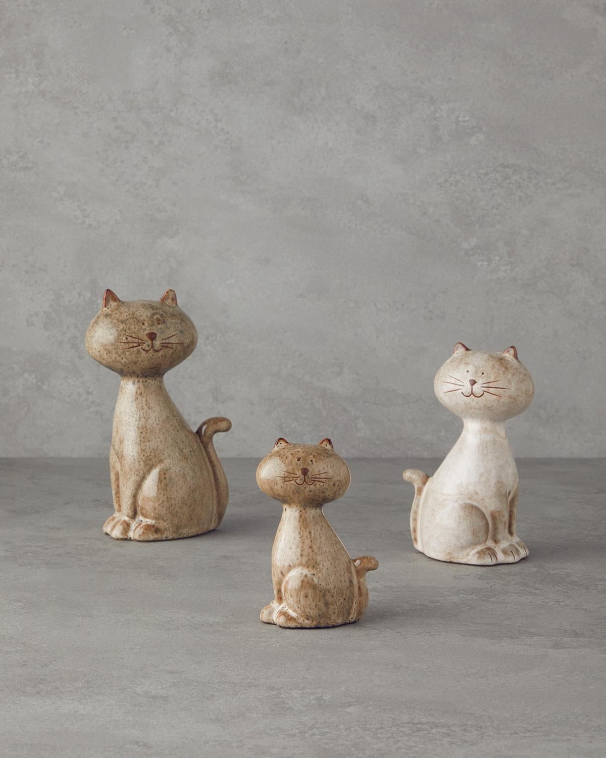 Cats Dolomite Decorative Object 18 cm Cream