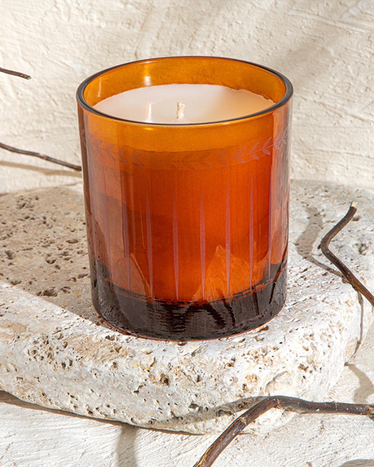 Cecilia Scented Candle 200 g Amber