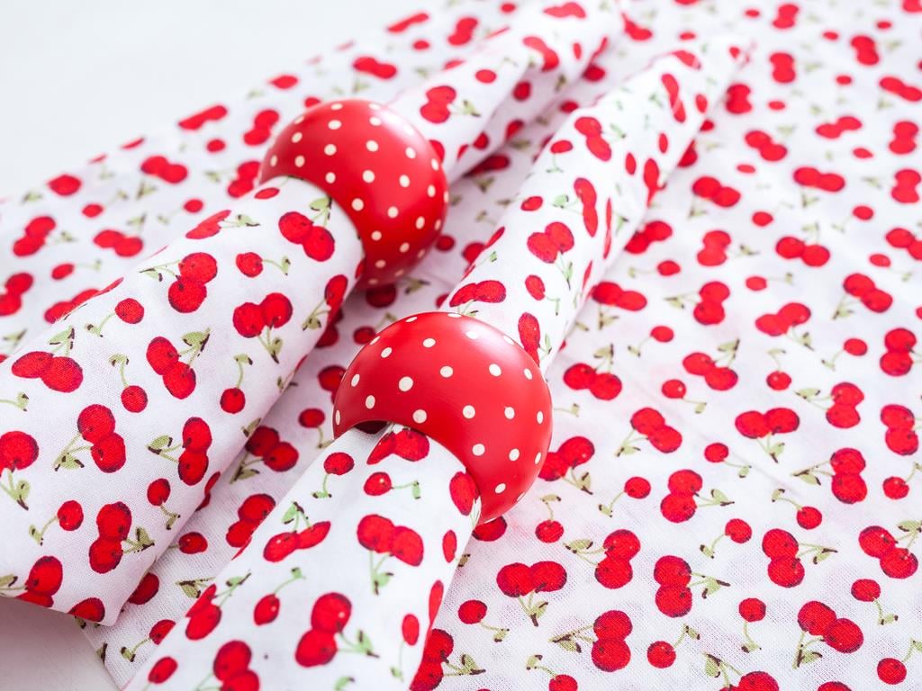 Cherry КОМПЛЕКТ ЗА СЕРВИРАН 3 бр. Отпечатано . Red