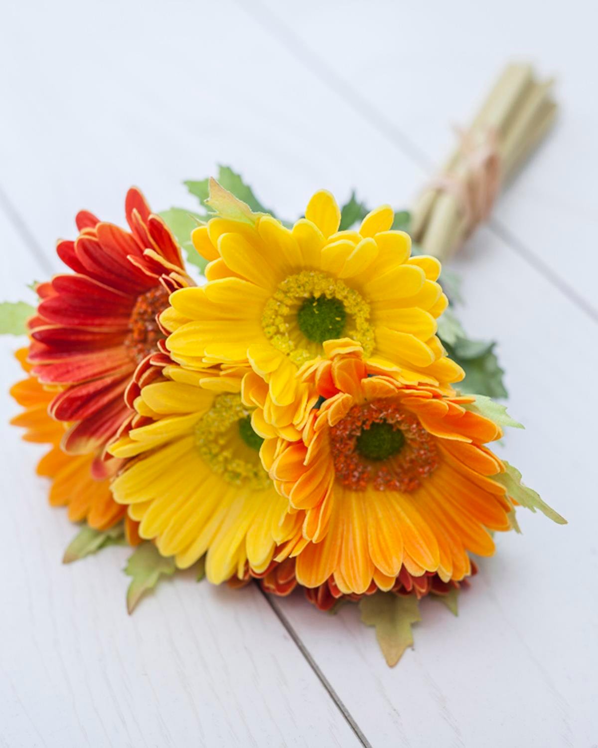 Daisy Изкуствено Цвете 30 см Жълт