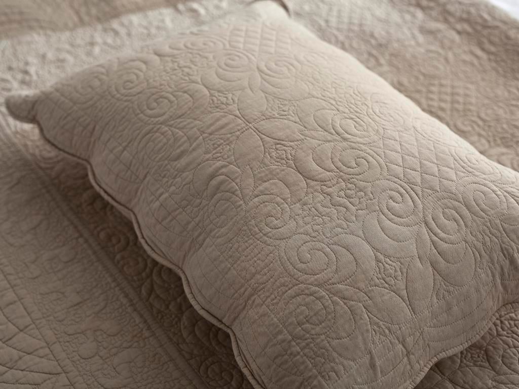 Eldora ПОКРИВКА ЗА ЛЕГЛО К Двоен Country 240x260 cm Beige