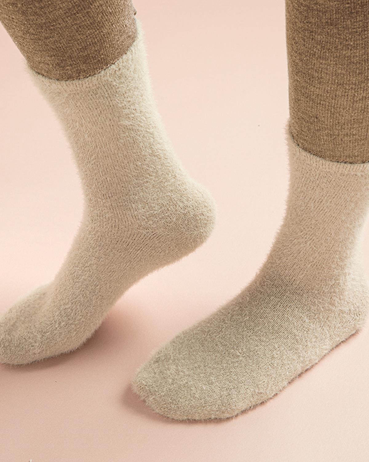 Fluffy Women Long Length Sock 36-40 Beige