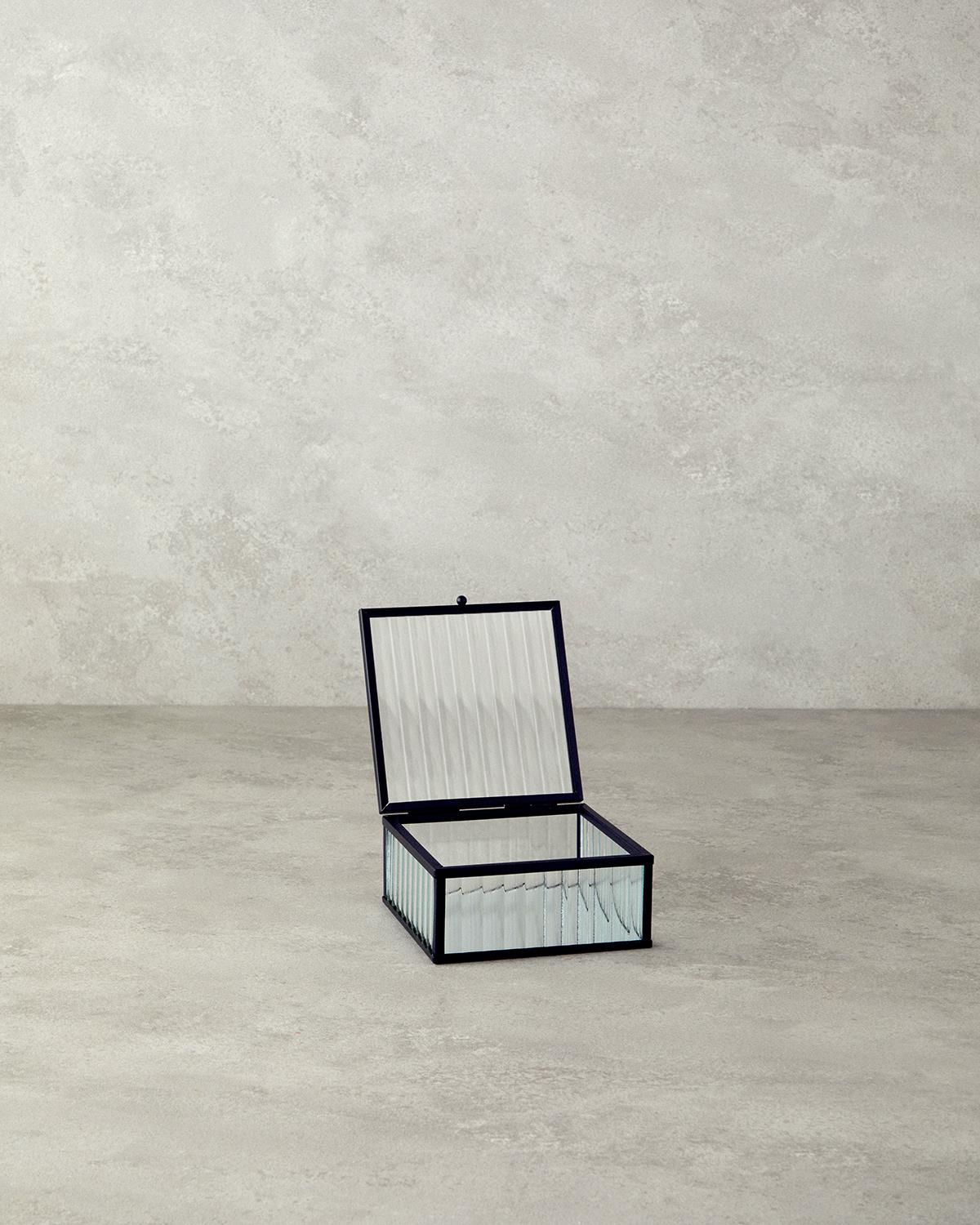 Glamour Декоративна Кутия Стъкло 12x12x5,3 см Черен