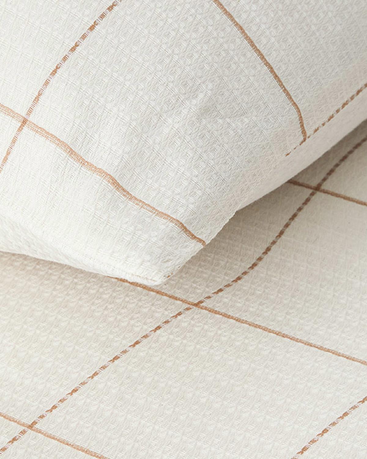 Graph Спален Комплект Двоен Багрени нишки 200x220 см Бежов