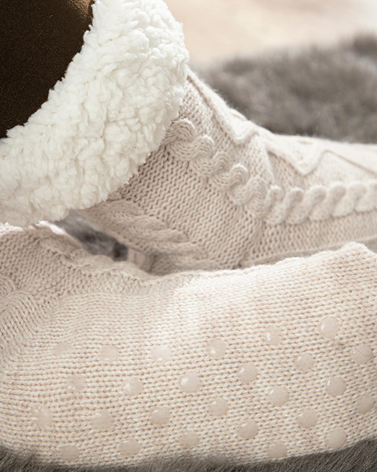 Home Socks Плюшени Чорапи Жена Трико 36-38 Екрю