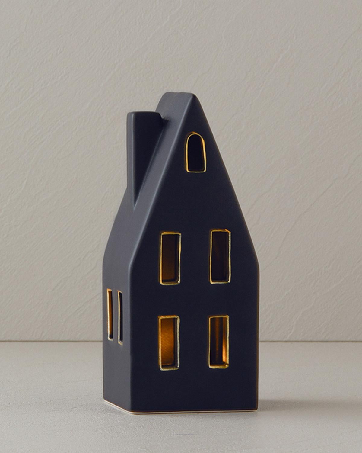 House Фигурка С Led Керамика 8x18,5 см Черен