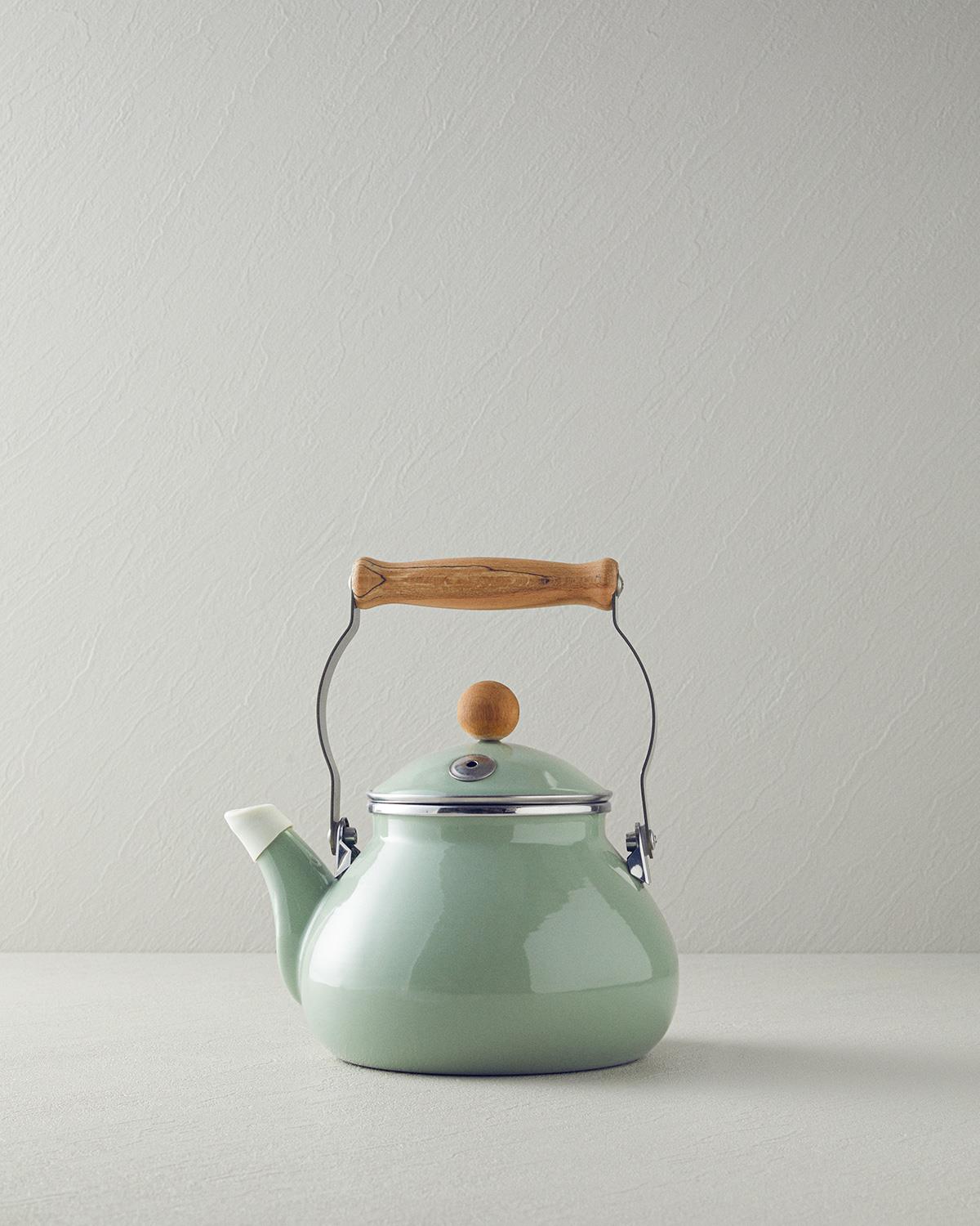 Isidora Чайник Емайлиран 2 Литра Светла мента