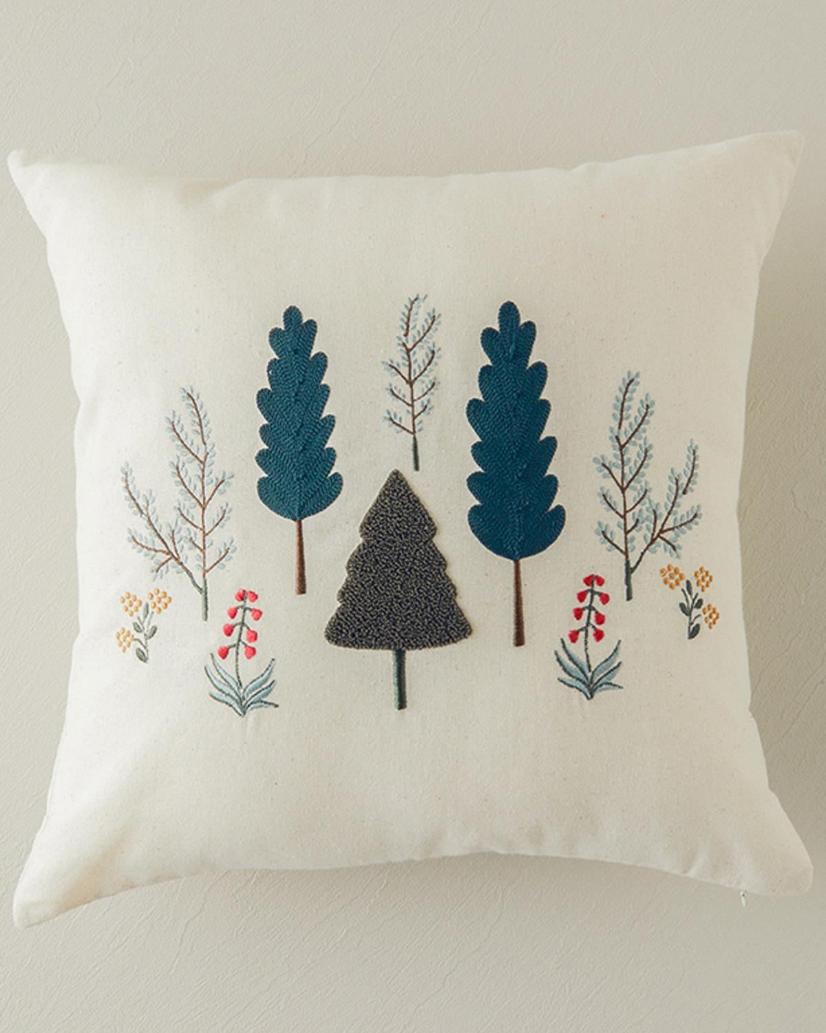 Magical trees Калъфка Декоративн Възглавница Бродерия с перфорация 45x45 см Екрю